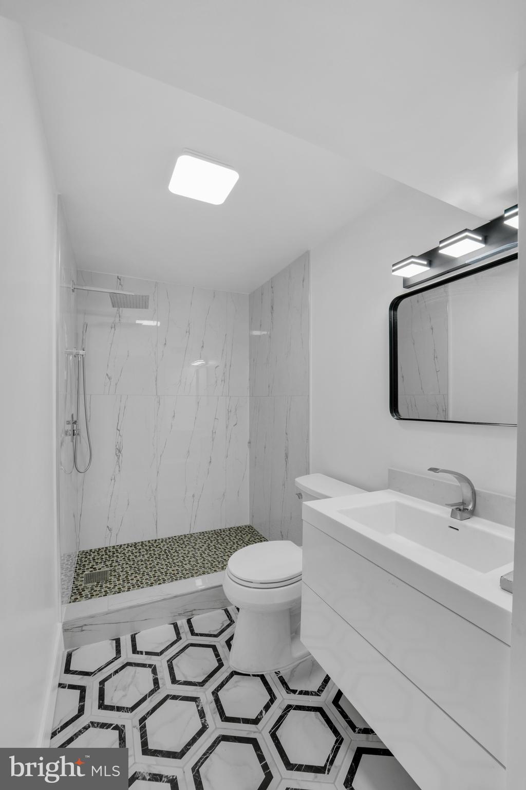 THOMAS - Residential