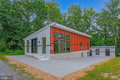 12116 OLD FORT ROAD FORT WASHINGTON MD 20744