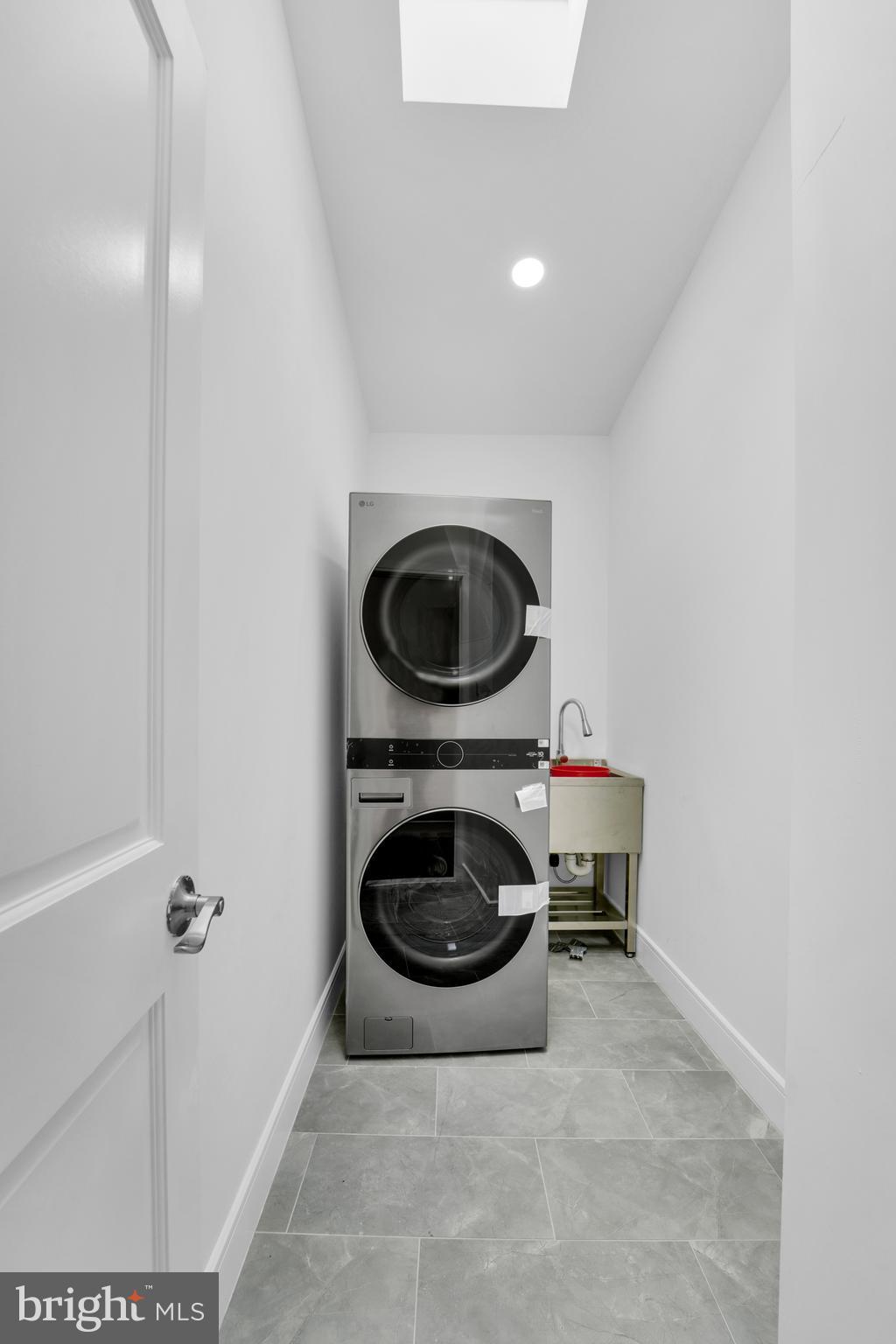 THOMAS - Residential