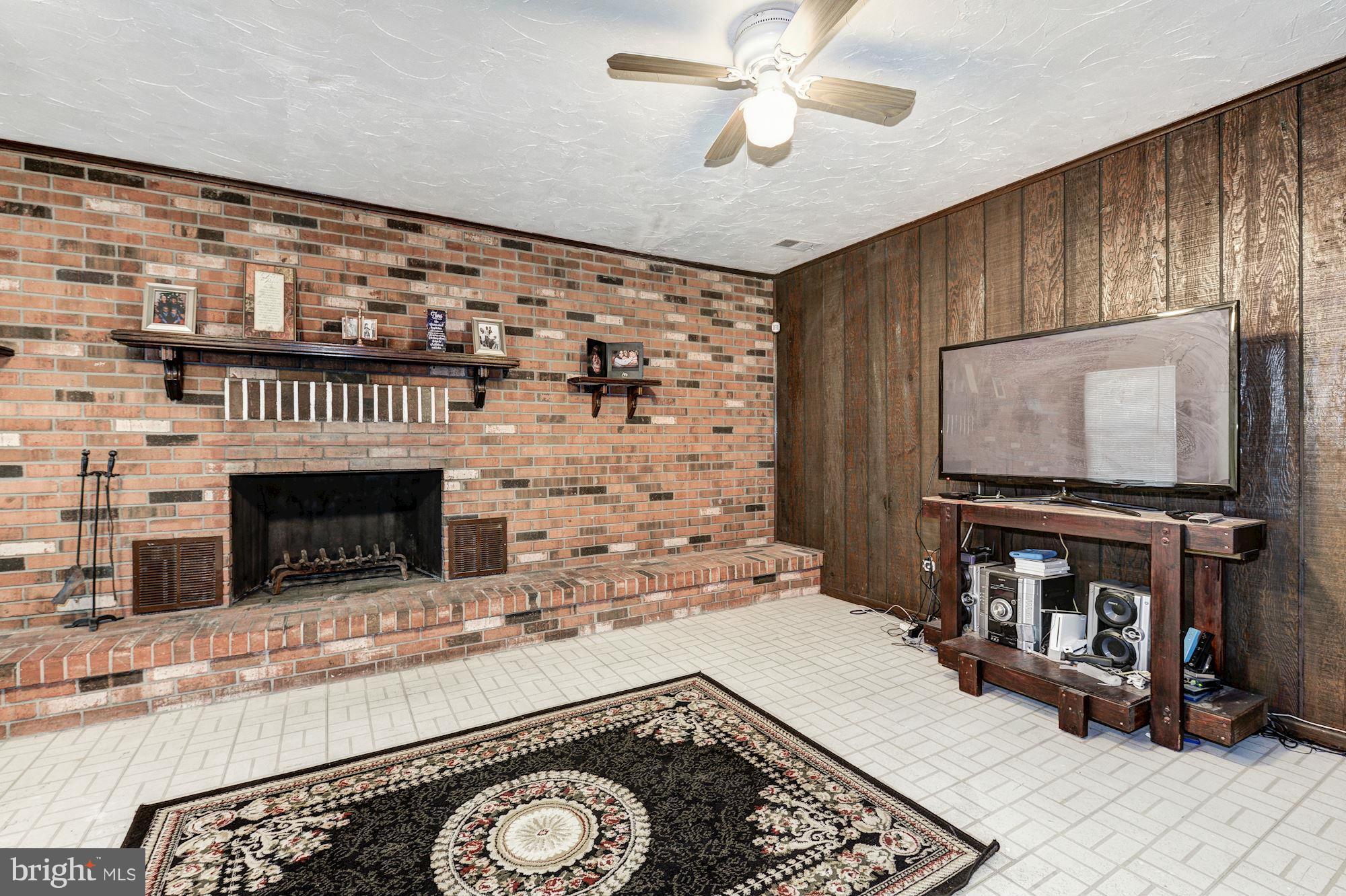 DENNISON VALLEY - Residential