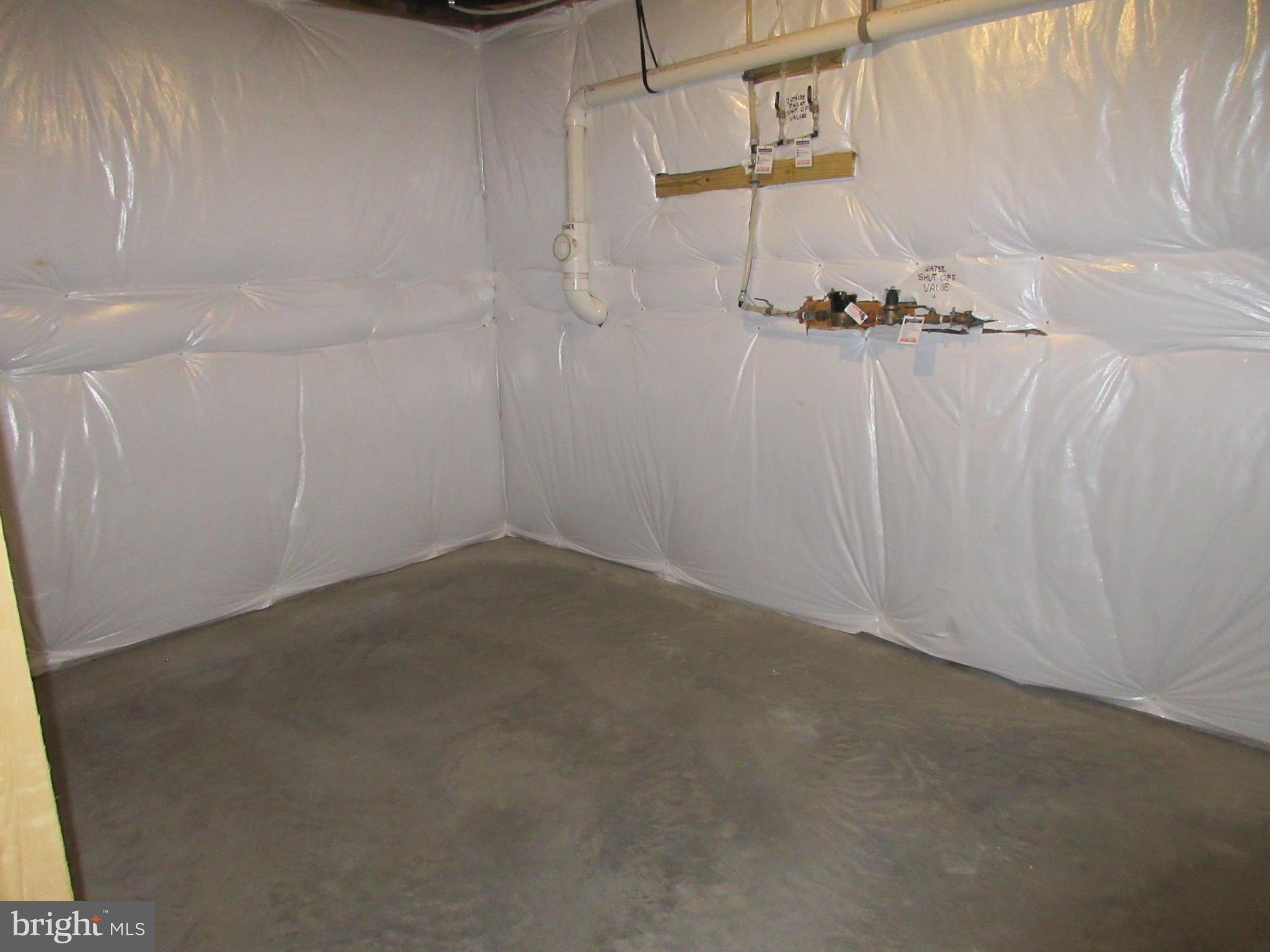 THE VIEWS AT BRIDGEWATER - Residential