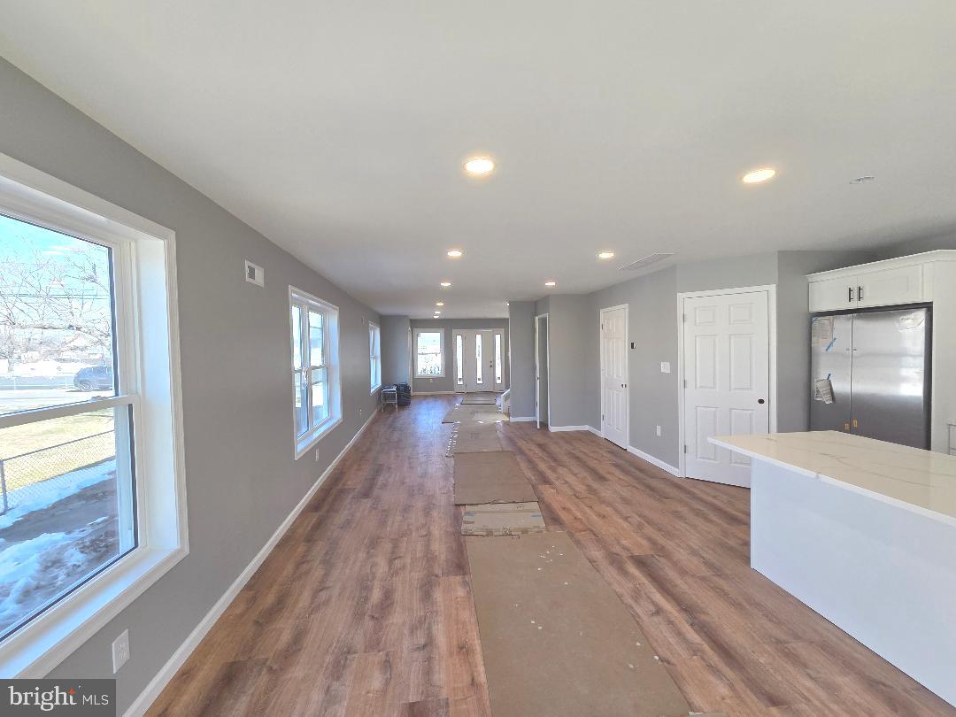 CROYDON MANOR - Residential