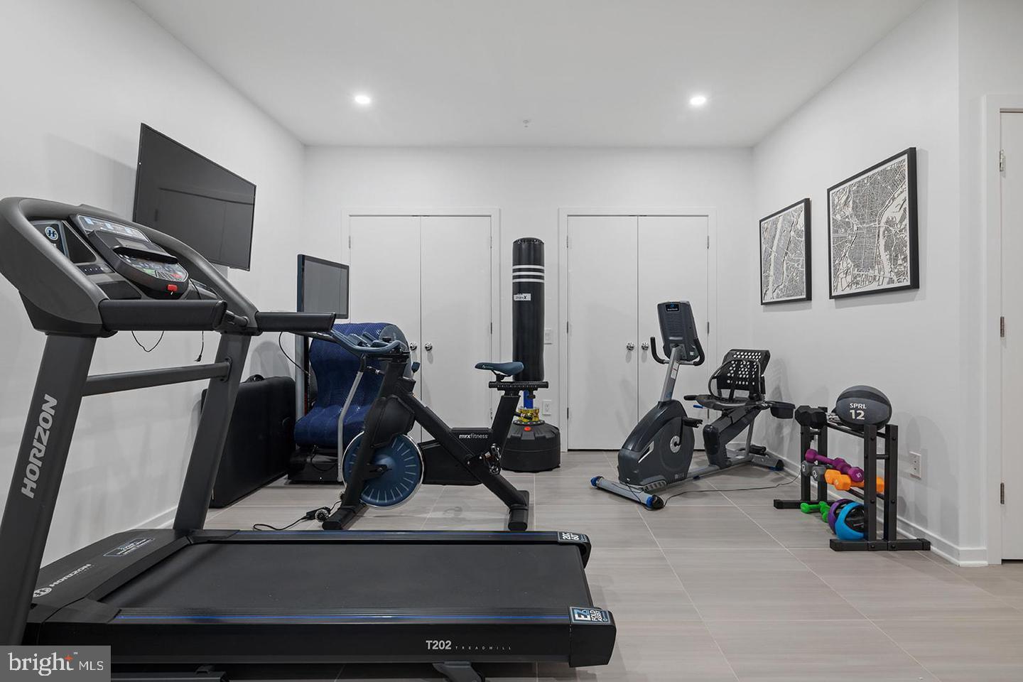 GRADUATE HOSPITAL - Residential Lease