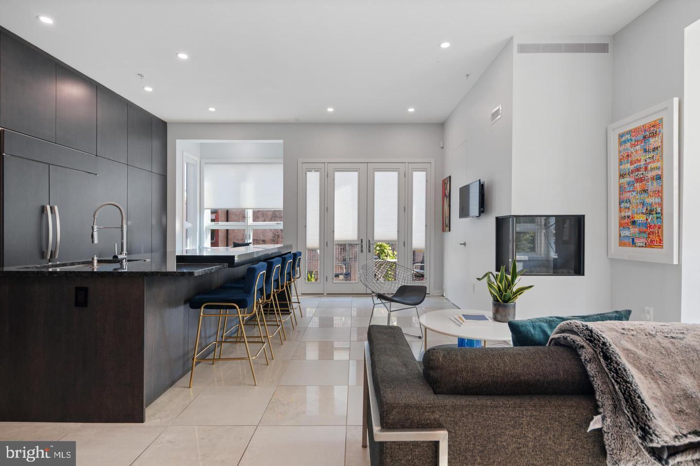 GRADUATE HOSPITAL - Residential Lease