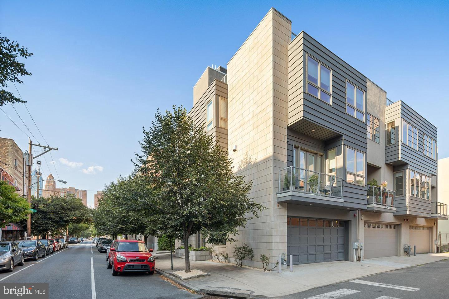 GRADUATE HOSPITAL - Residential Lease