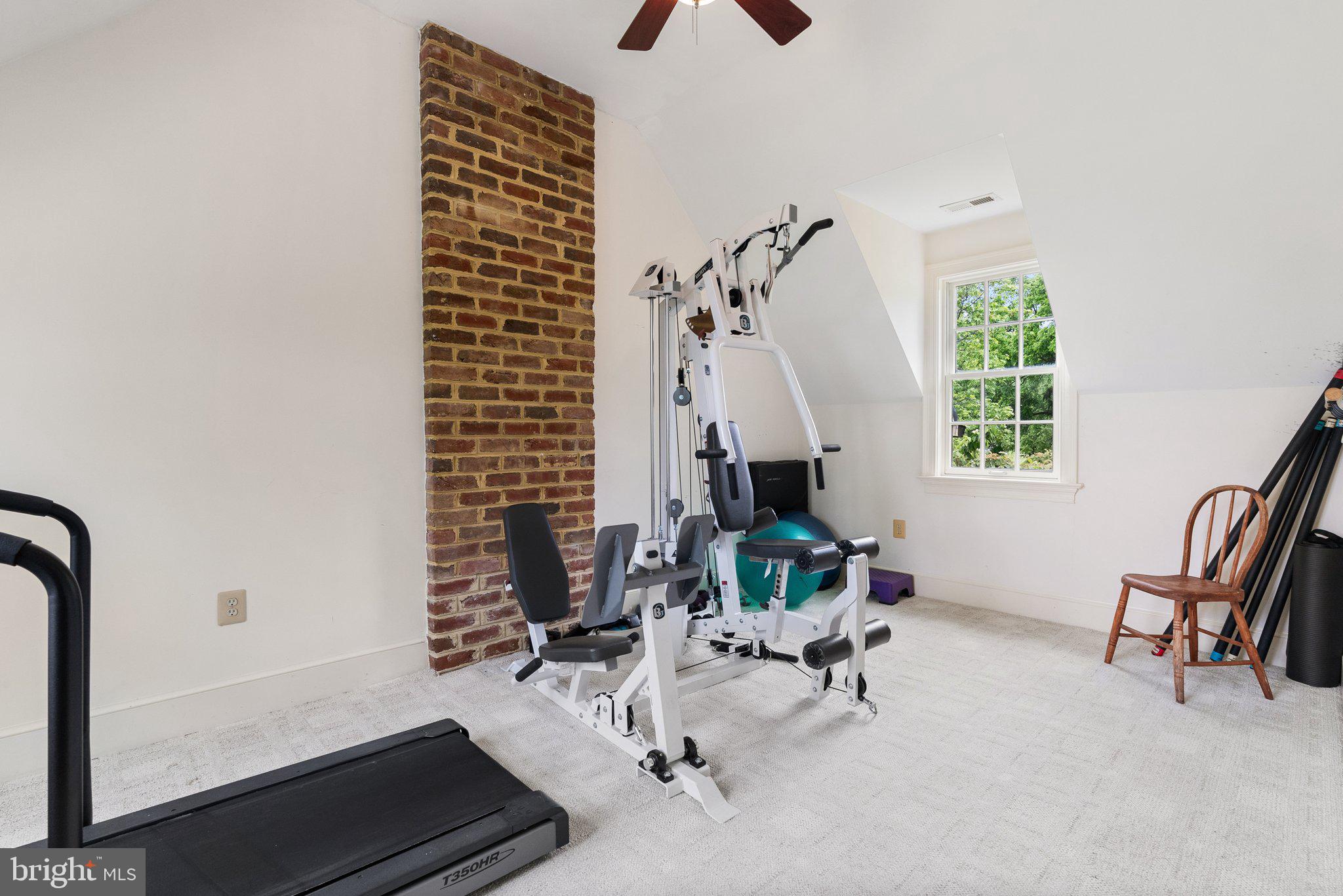 POSSUM HOLLOW FARM - Residential