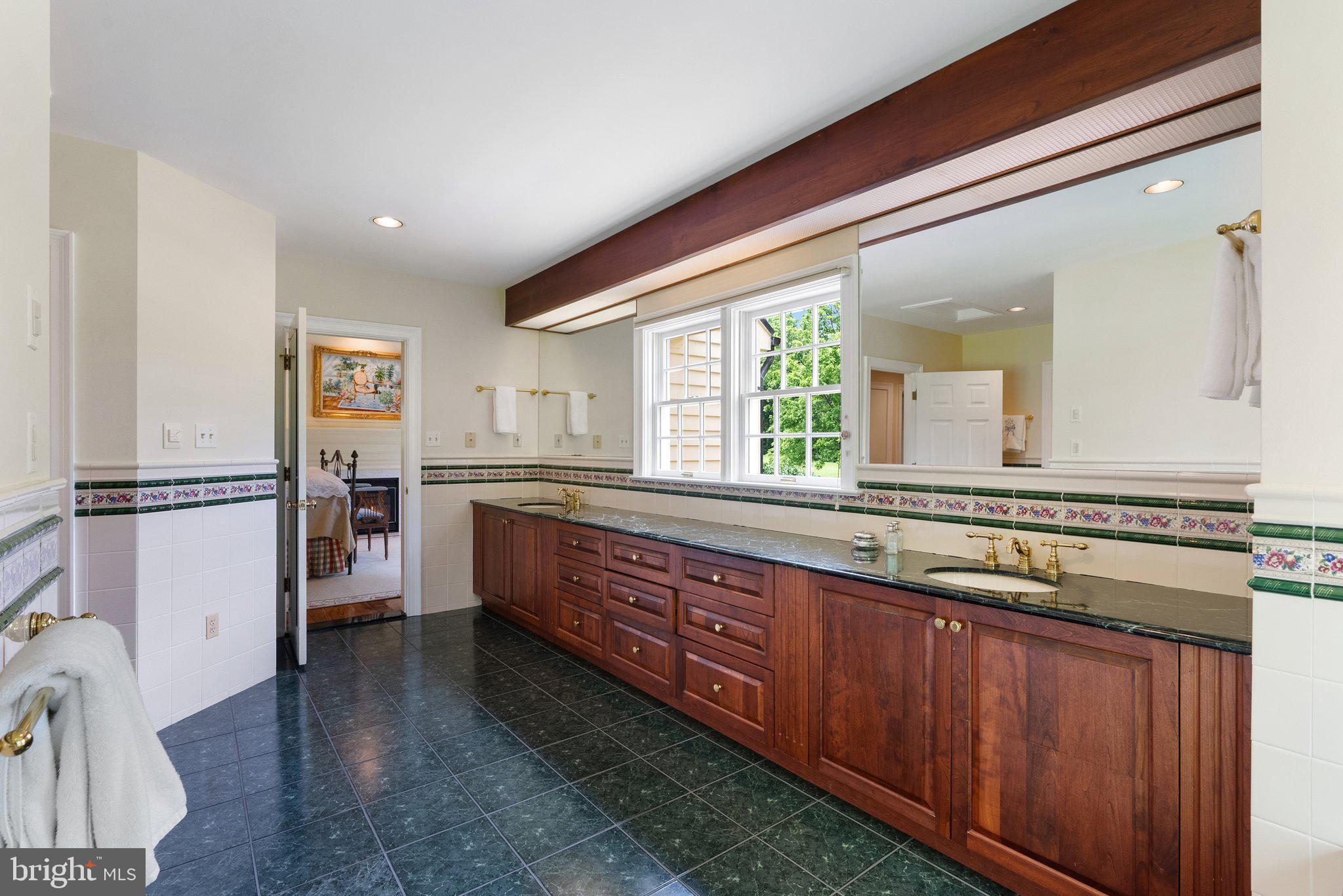 POSSUM HOLLOW FARM - Residential