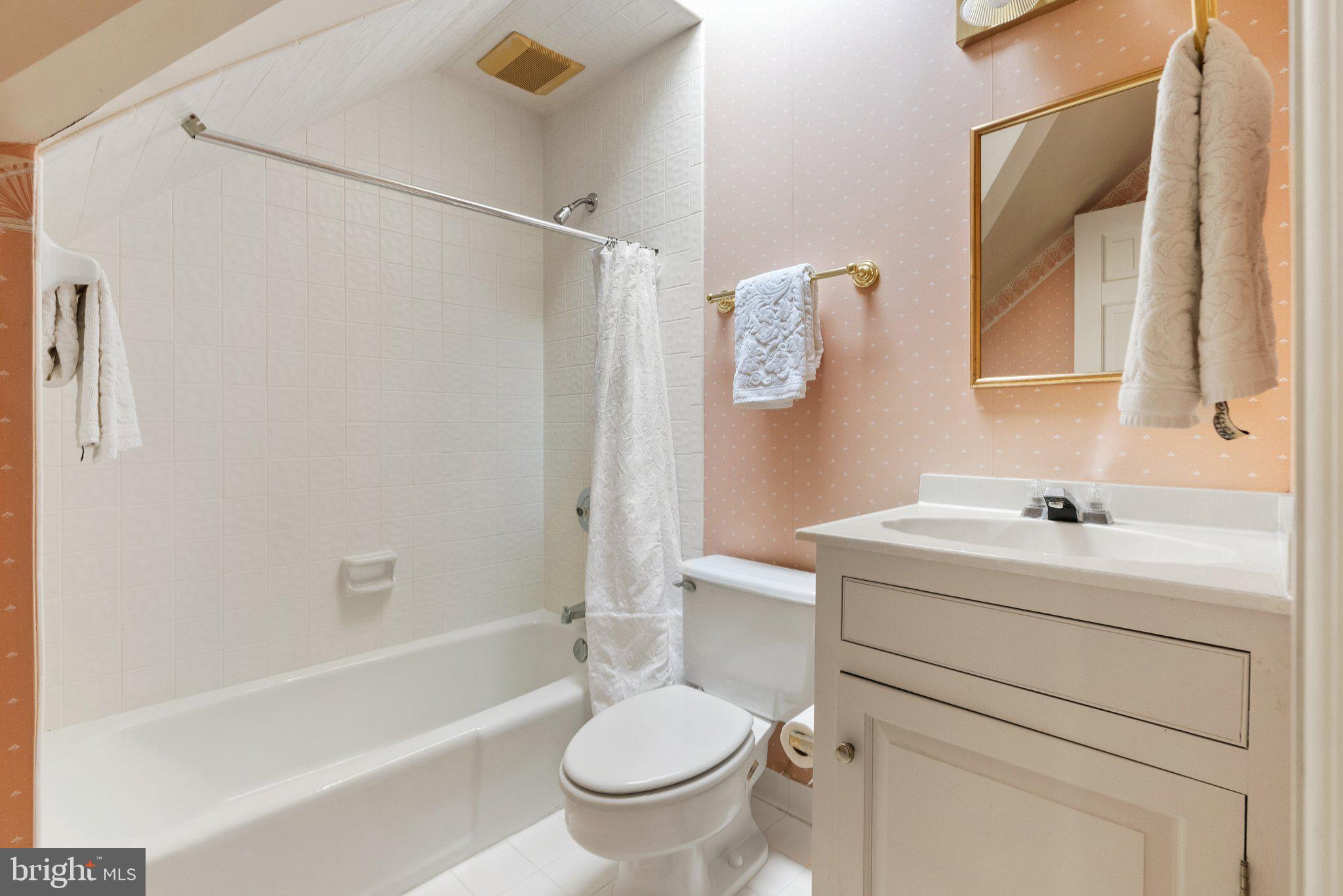 POSSUM HOLLOW FARM - Residential