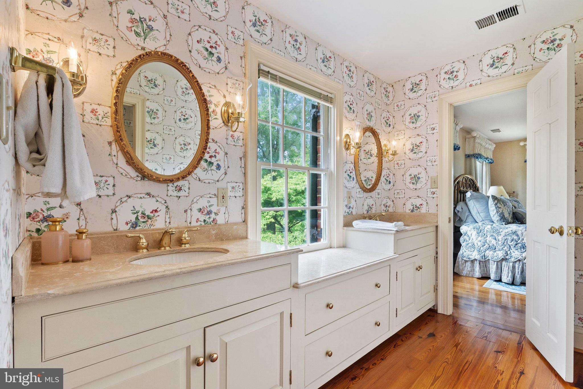 POSSUM HOLLOW FARM - Residential