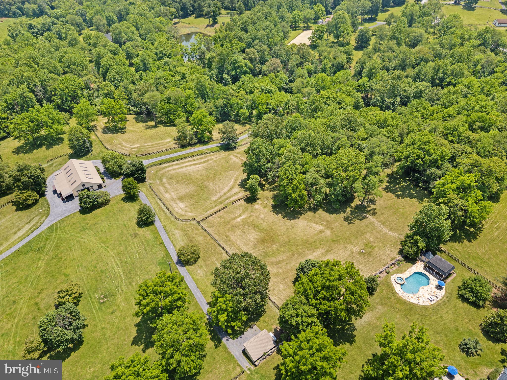 POSSUM HOLLOW FARM - Residential