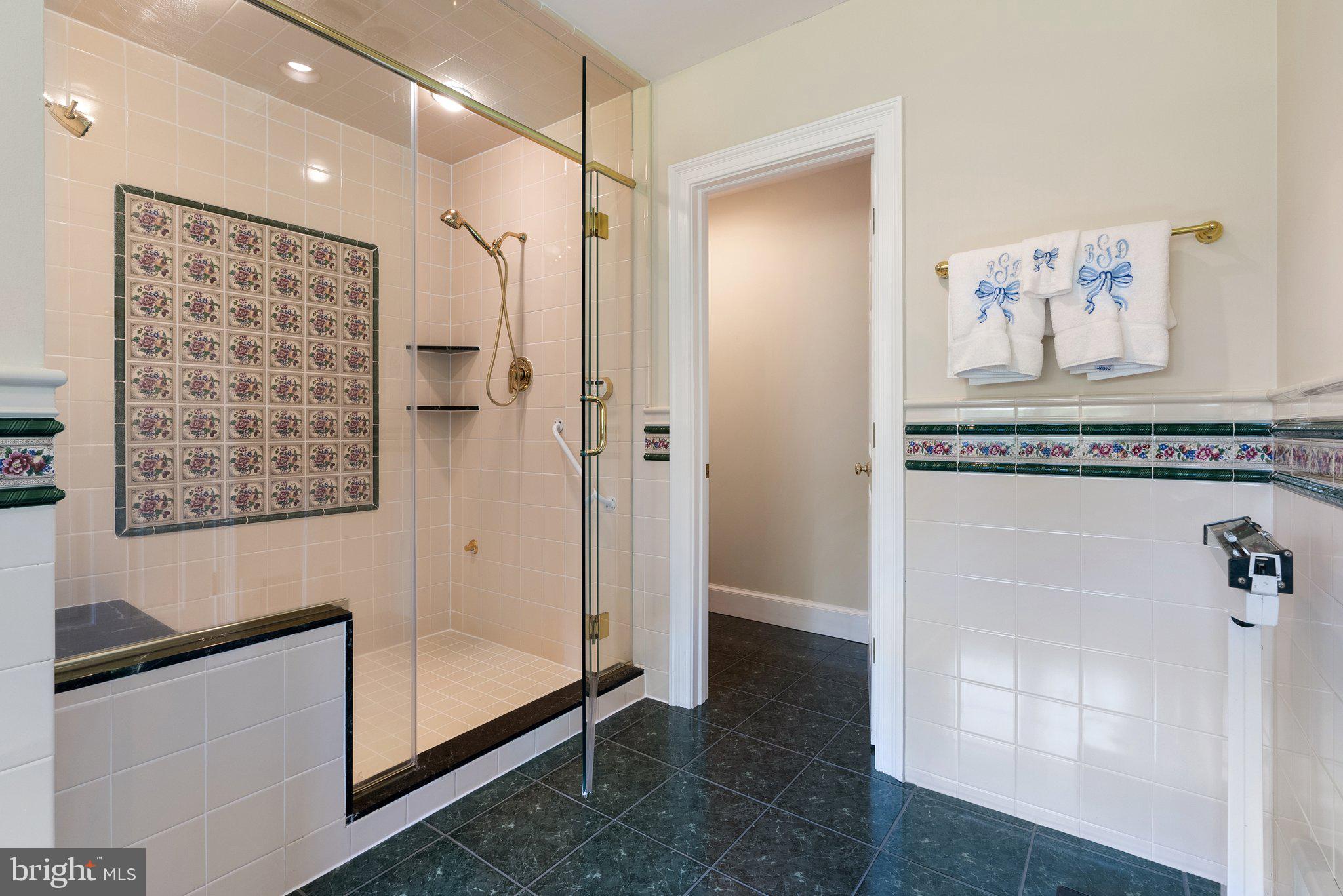 POSSUM HOLLOW FARM - Residential