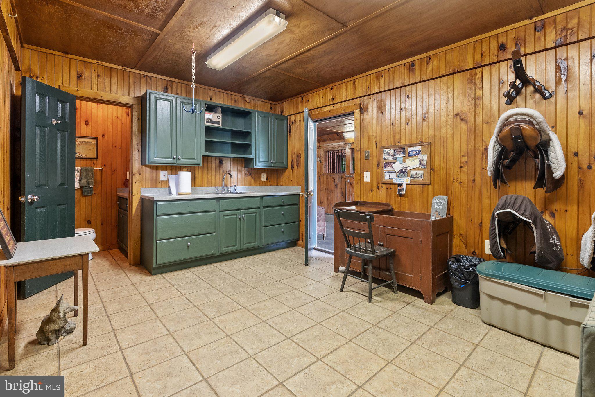 POSSUM HOLLOW FARM - Residential