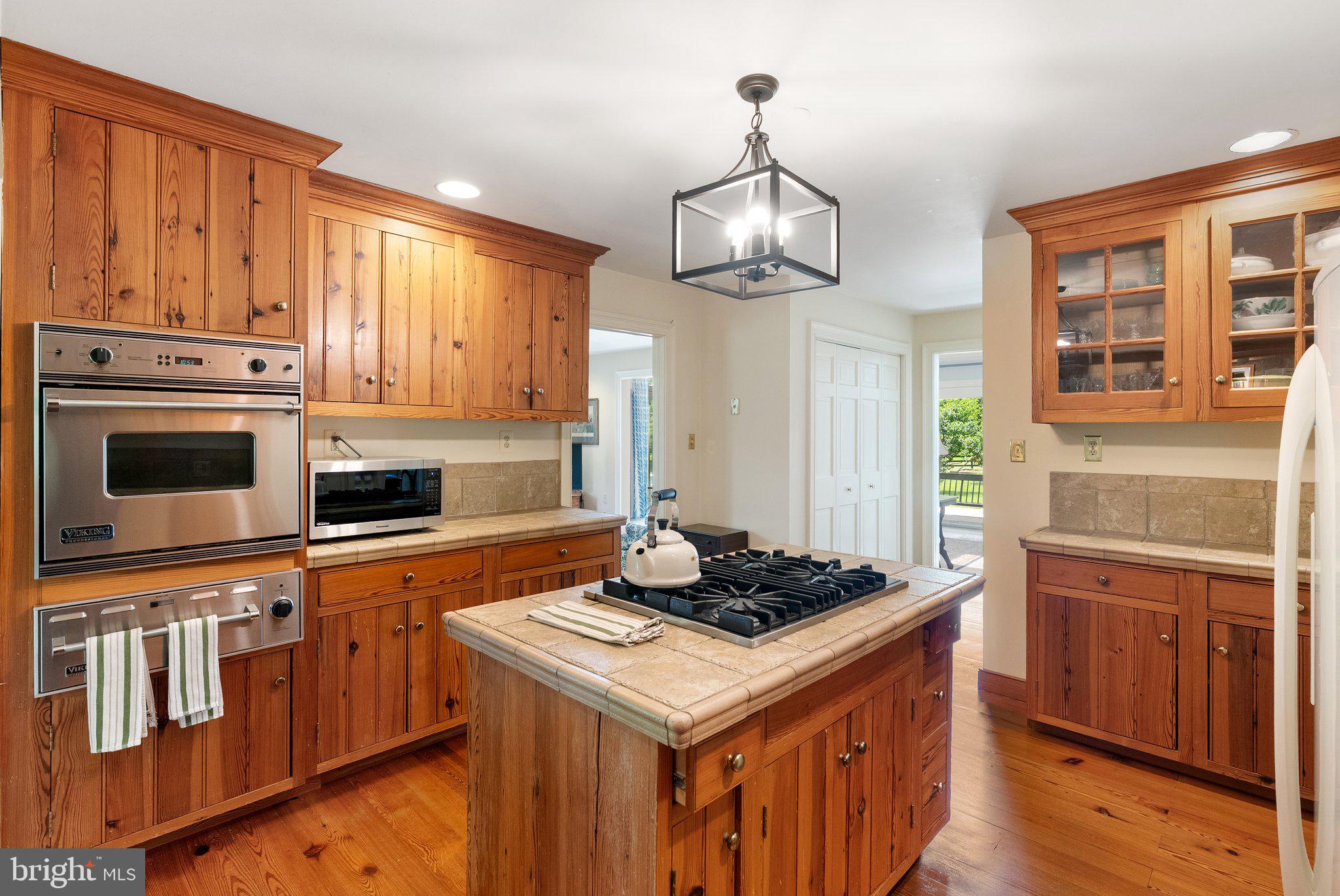 POSSUM HOLLOW FARM - Residential