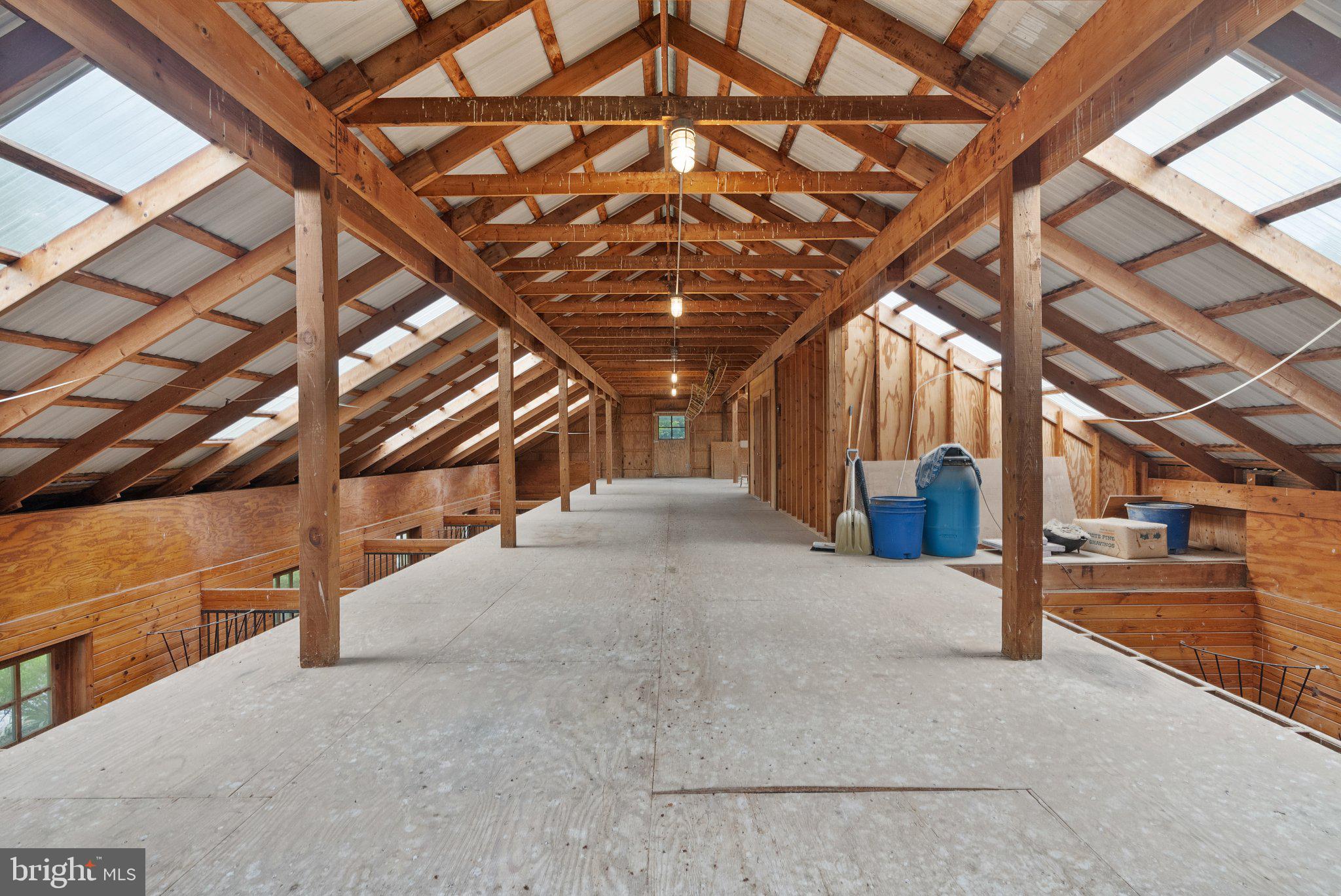 POSSUM HOLLOW FARM - Residential