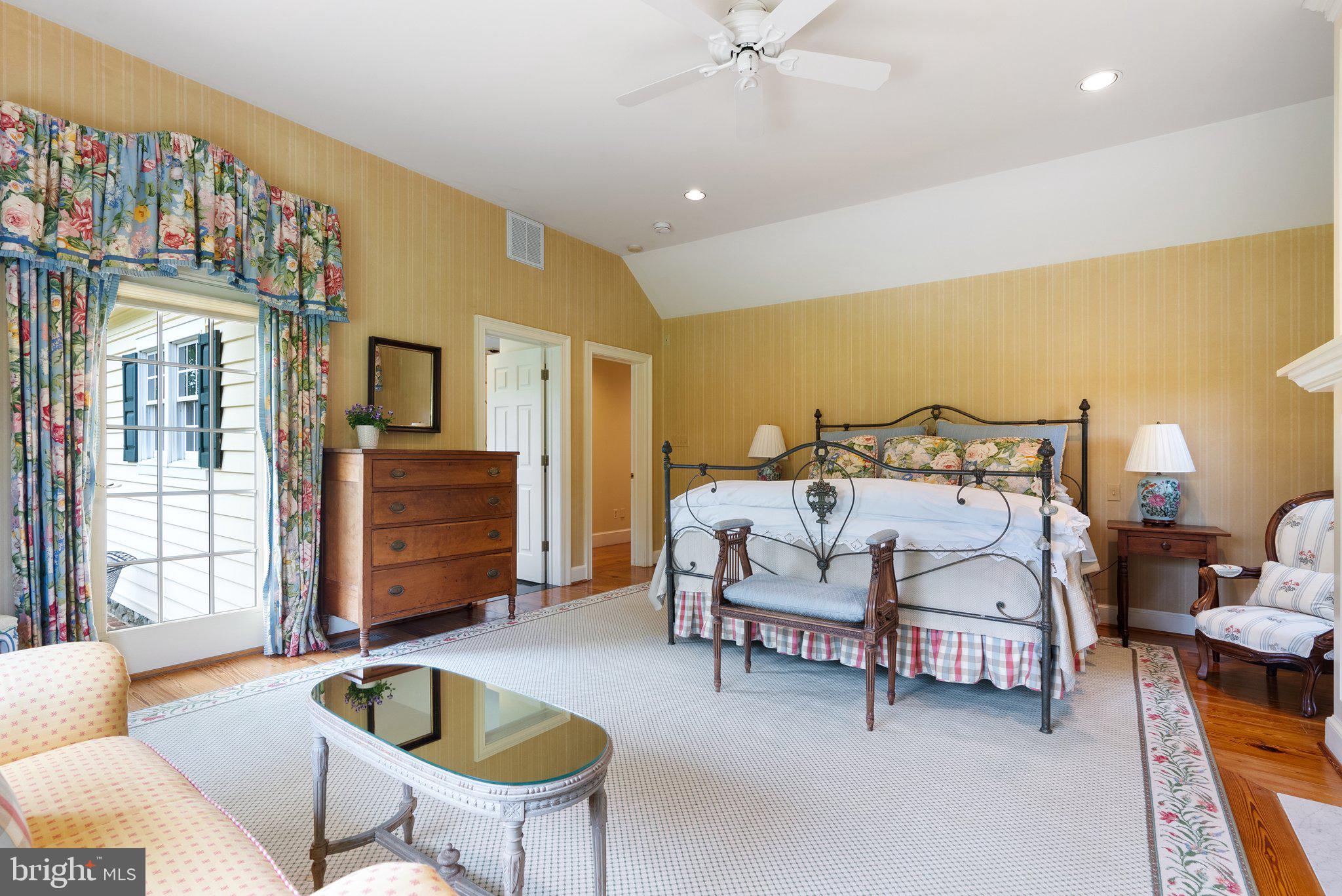 POSSUM HOLLOW FARM - Residential