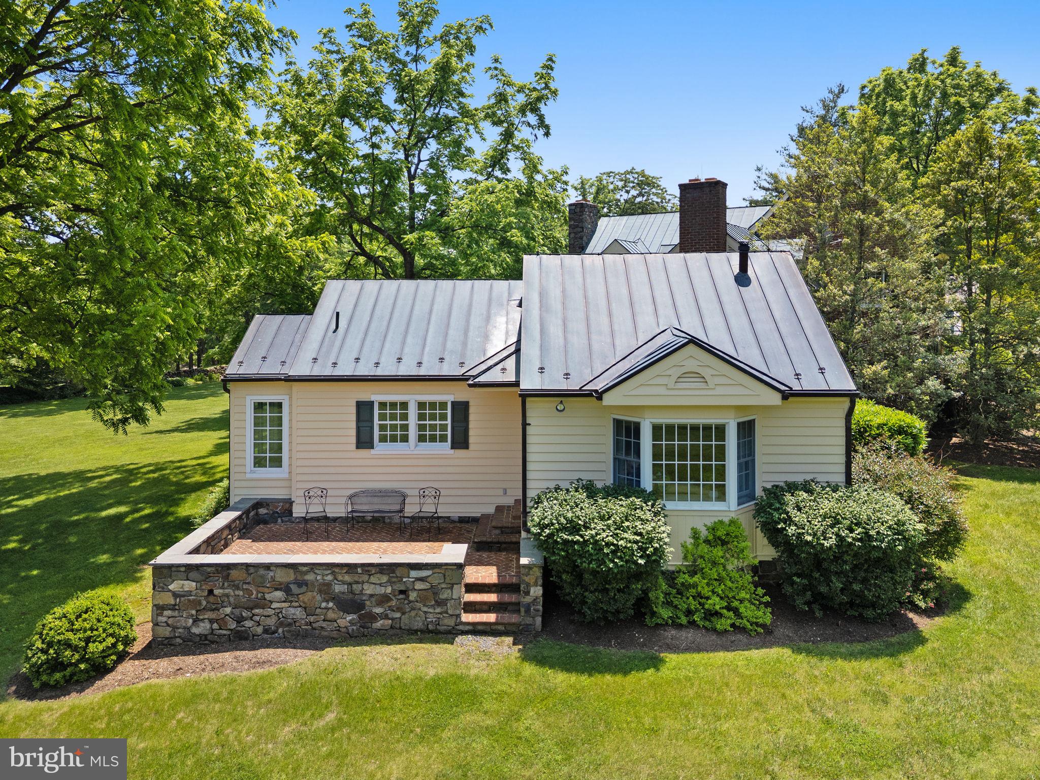 POSSUM HOLLOW FARM - Residential