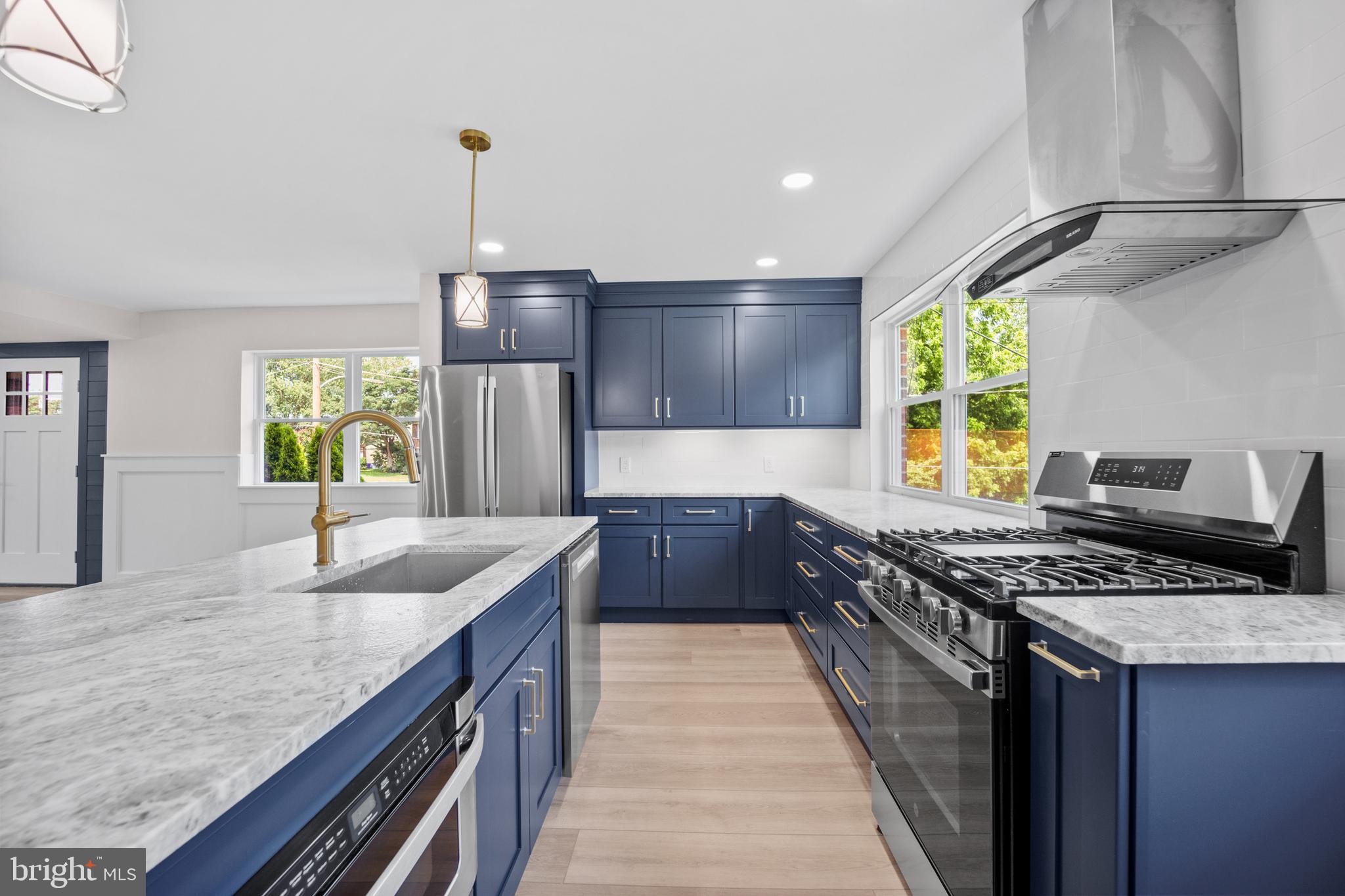 857 GREEN VALLEY DRIVE