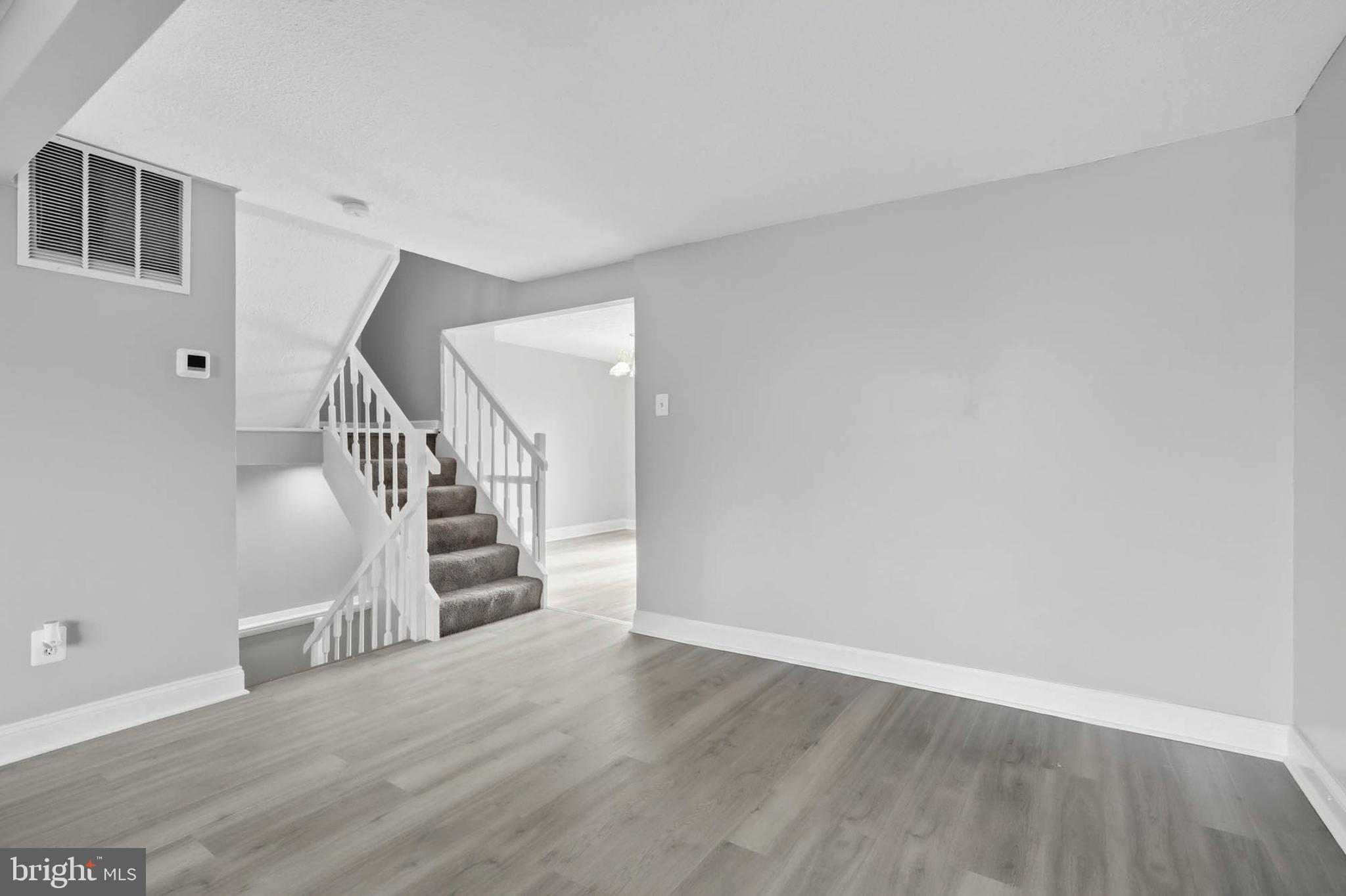 TWELVE TREES - Residential