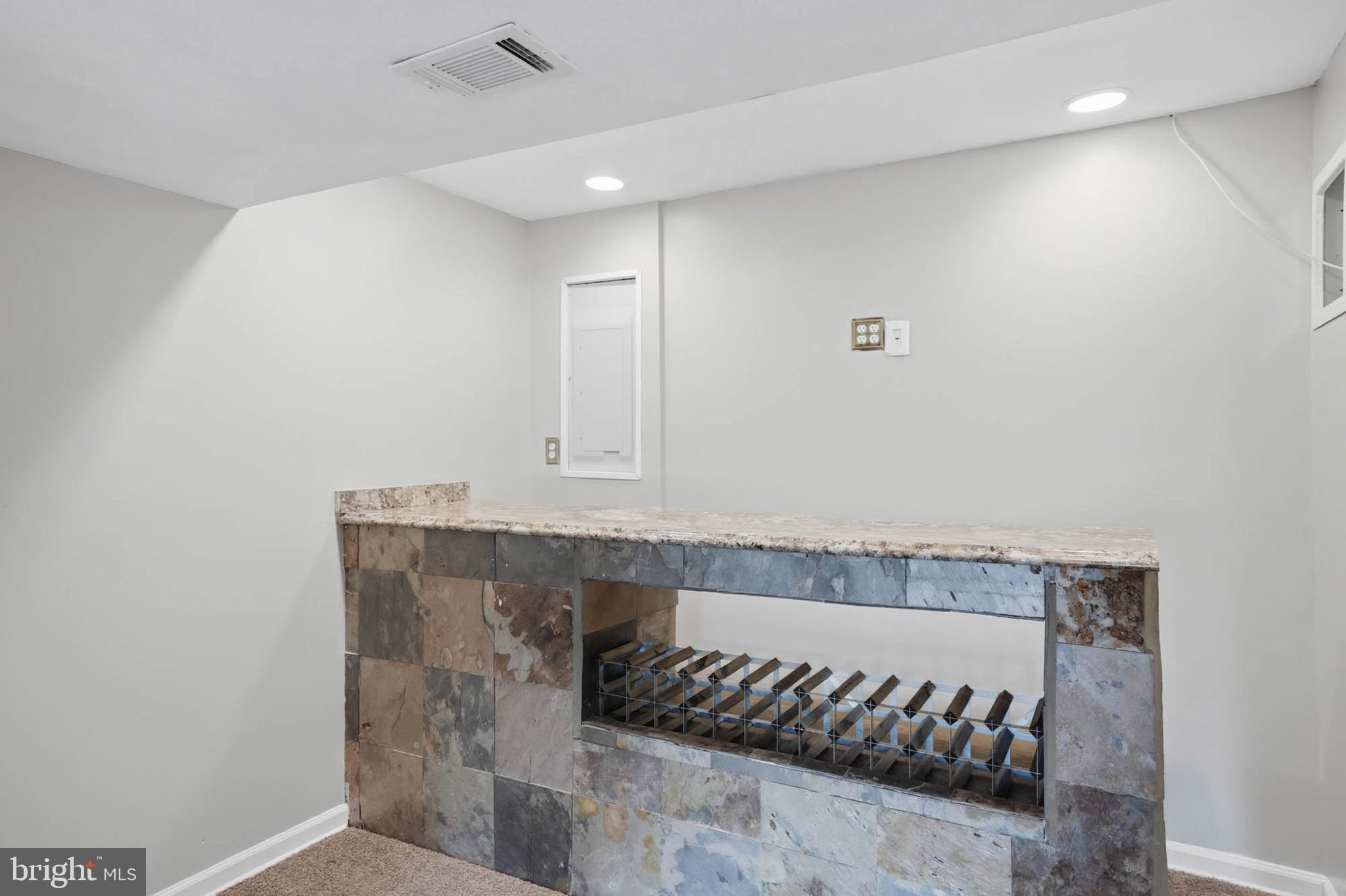 TWELVE TREES - Residential