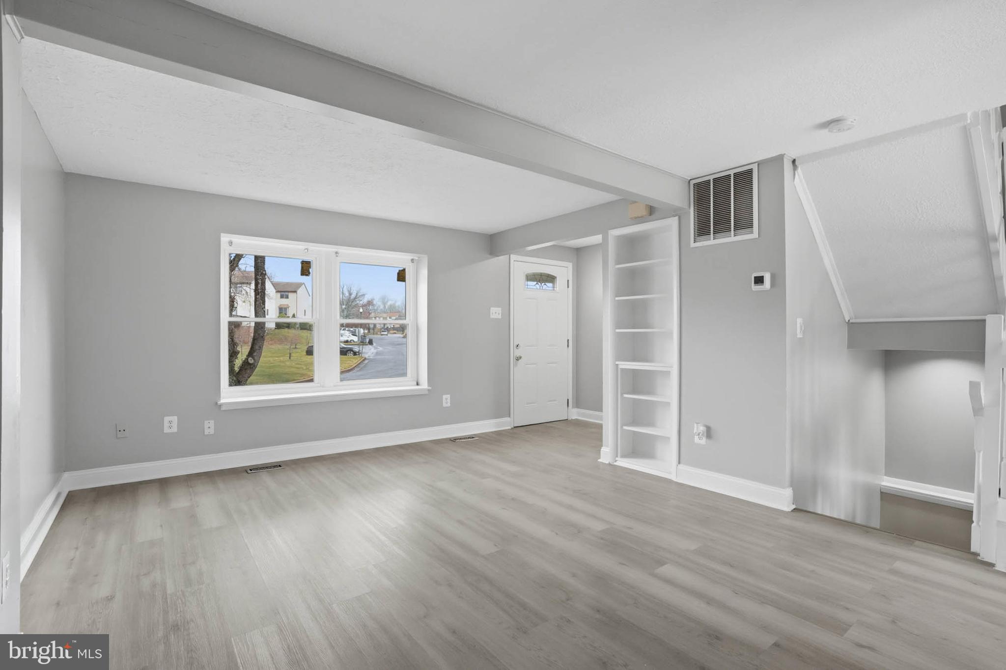 TWELVE TREES - Residential