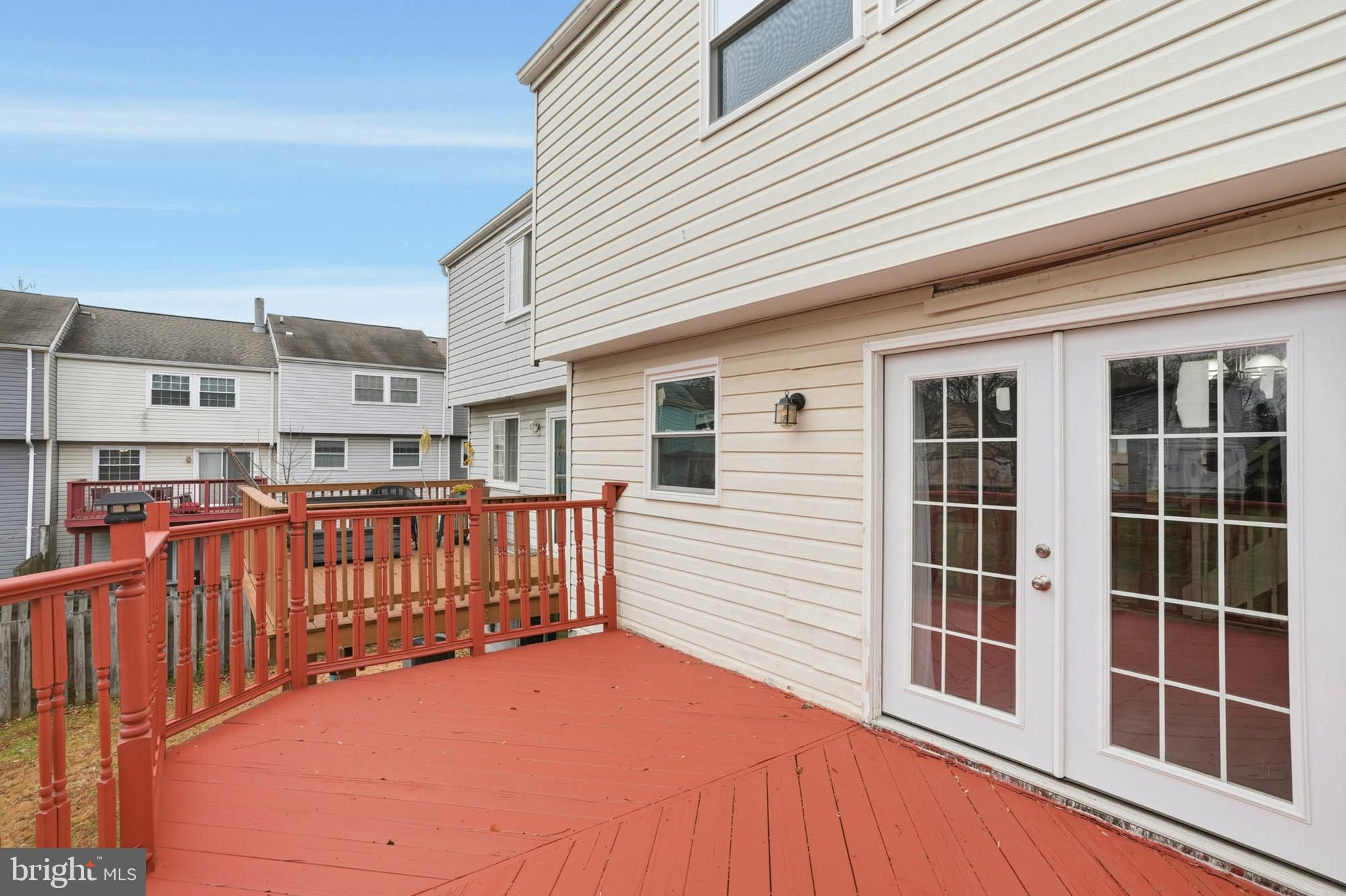 TWELVE TREES - Residential