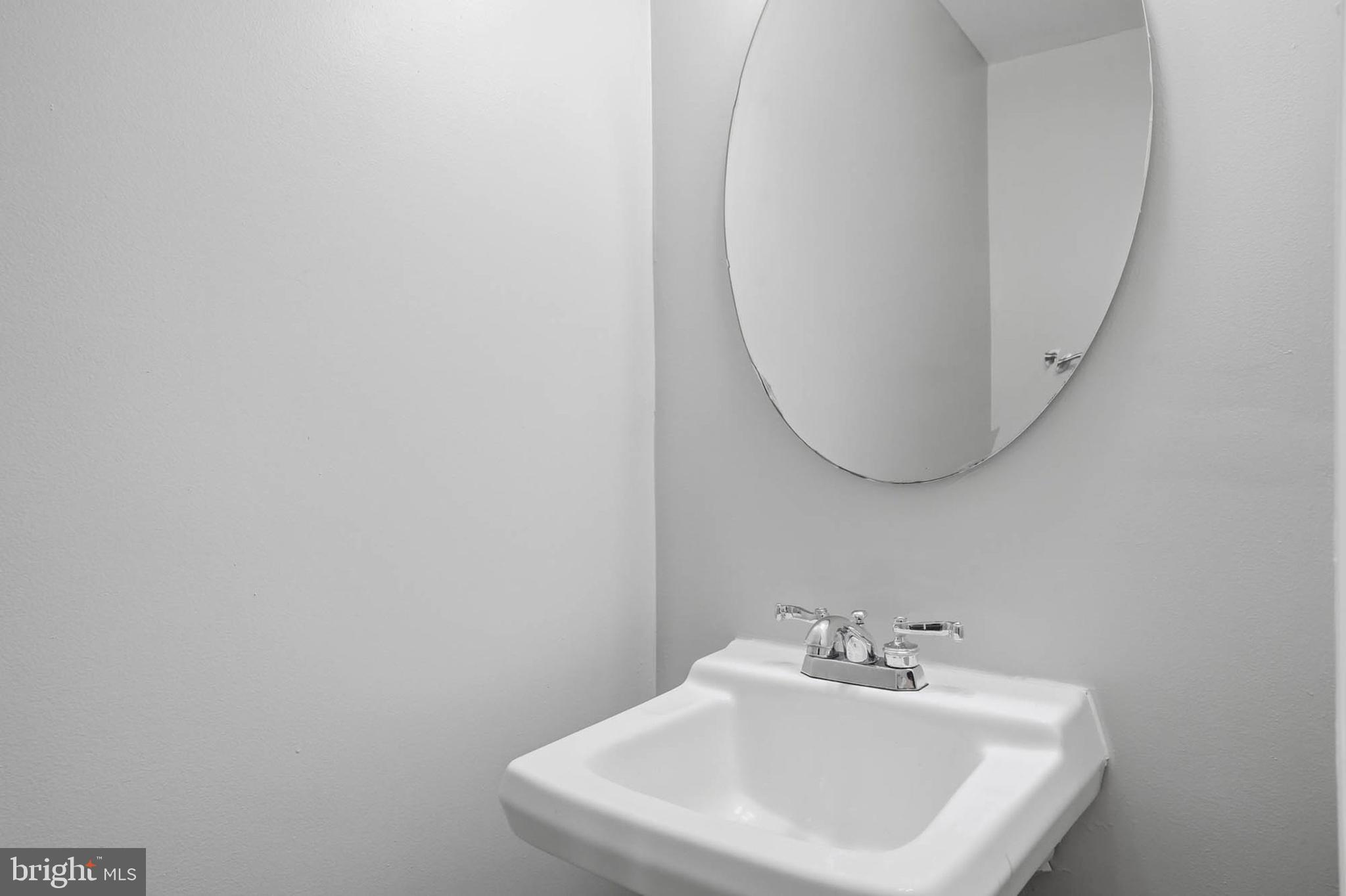 TWELVE TREES - Residential