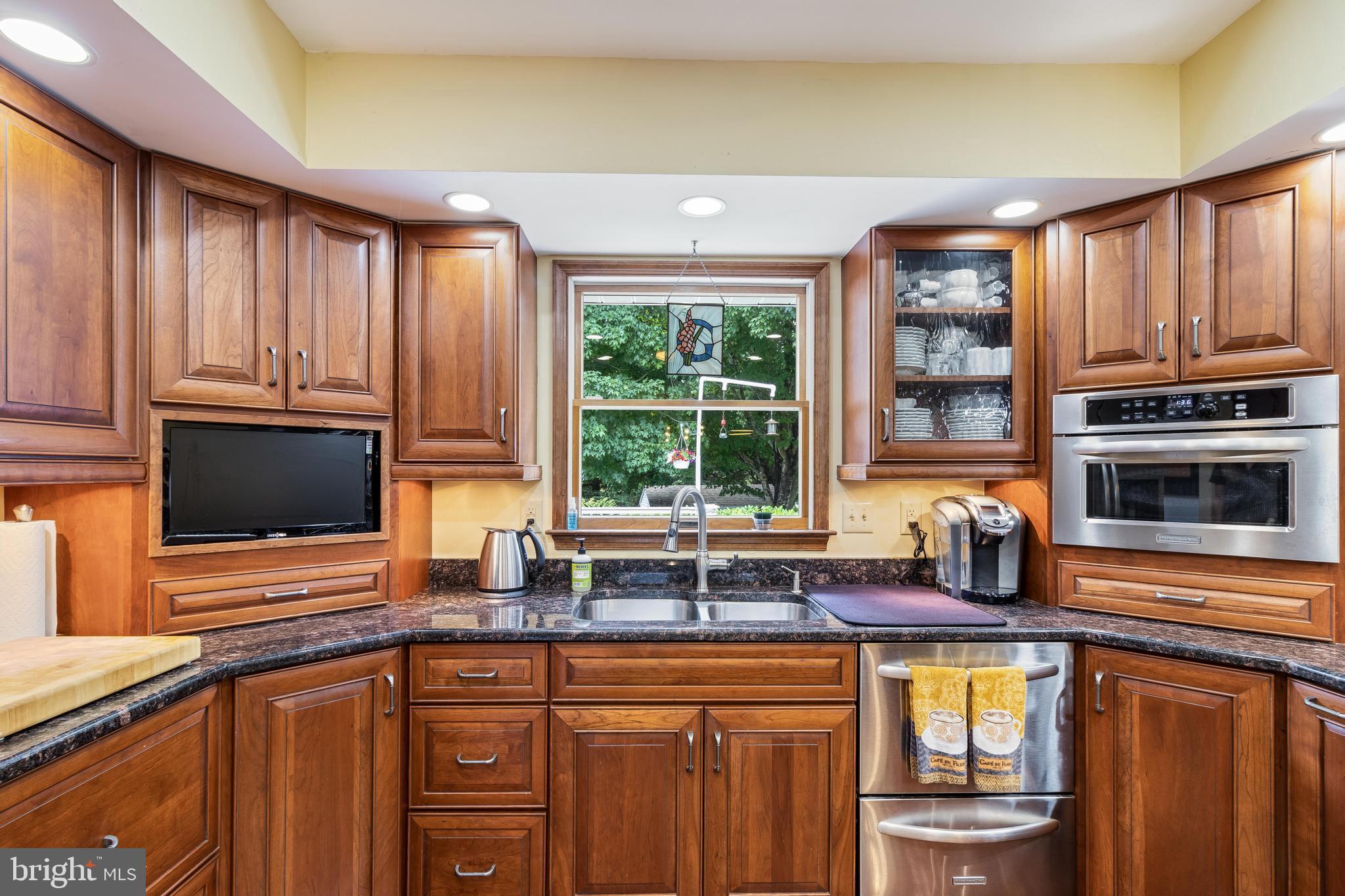 FOX DALE WOODS - Residential