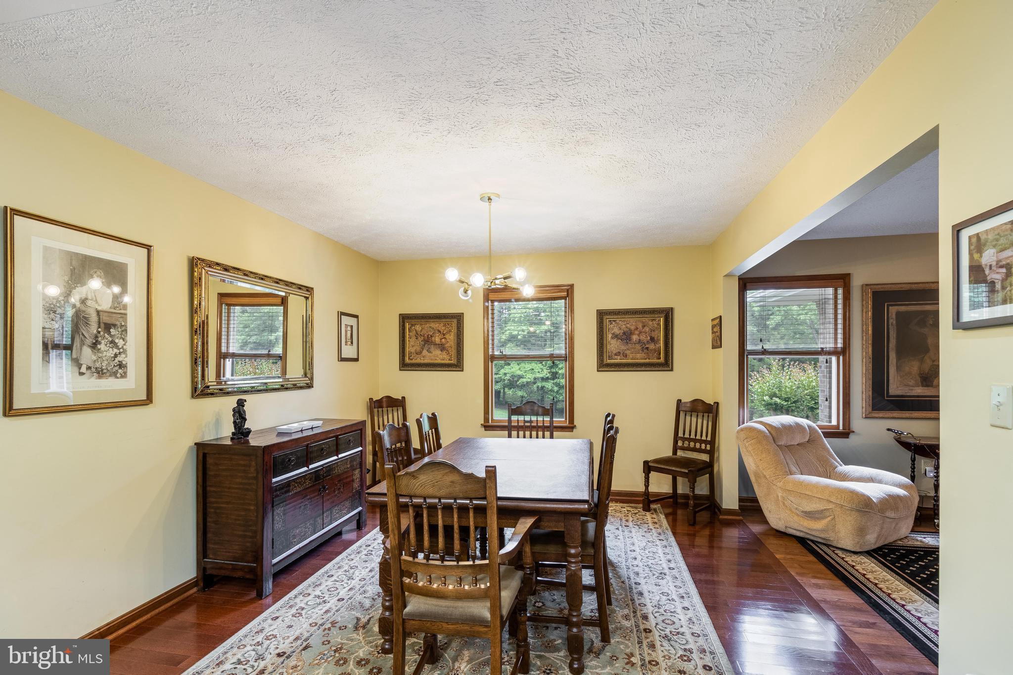 FOX DALE WOODS - Residential