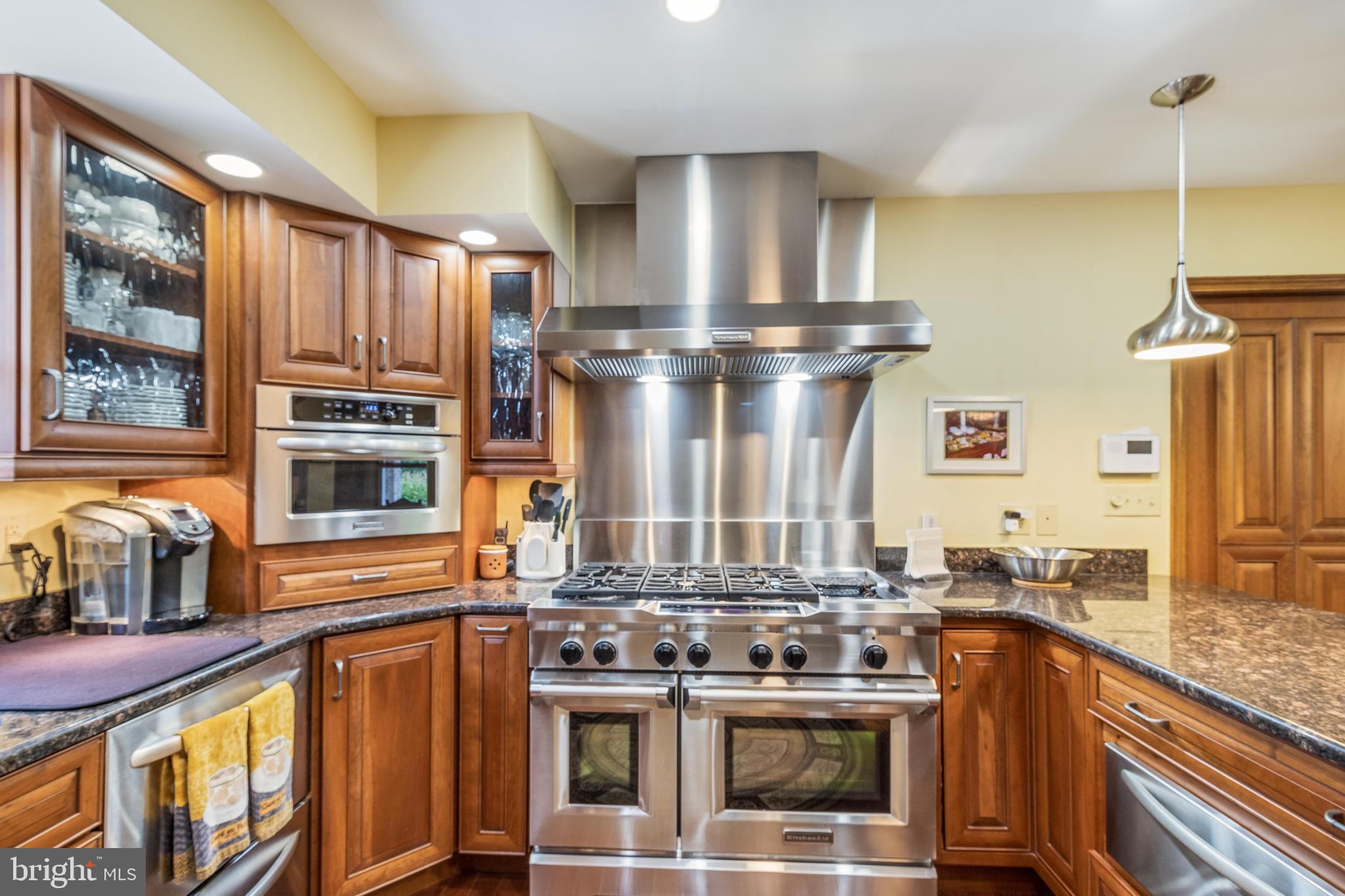 FOX DALE WOODS - Residential