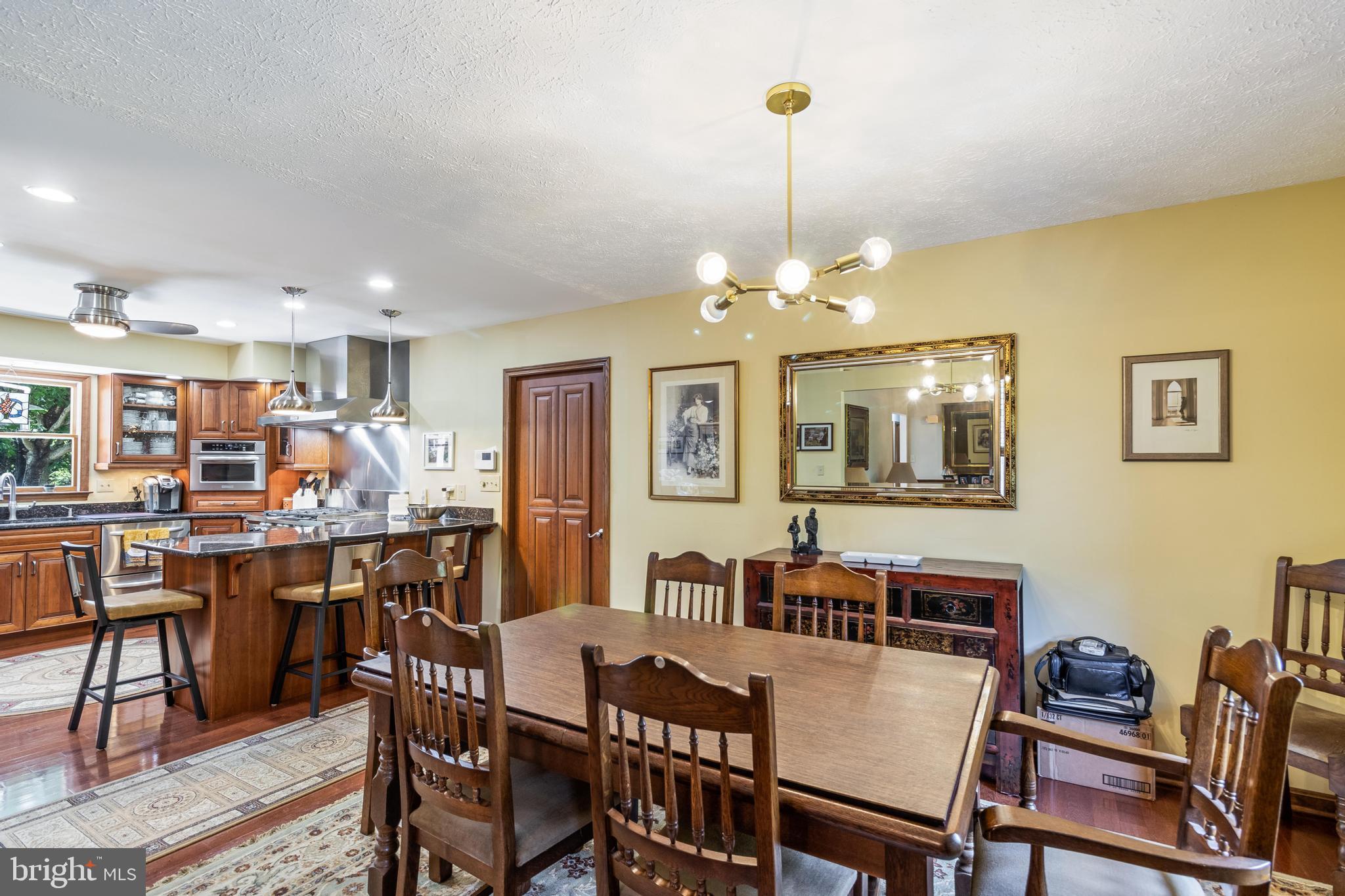 FOX DALE WOODS - Residential