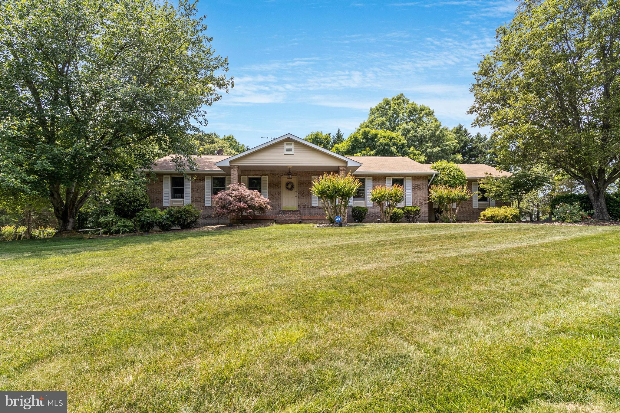 FOX DALE WOODS - Residential