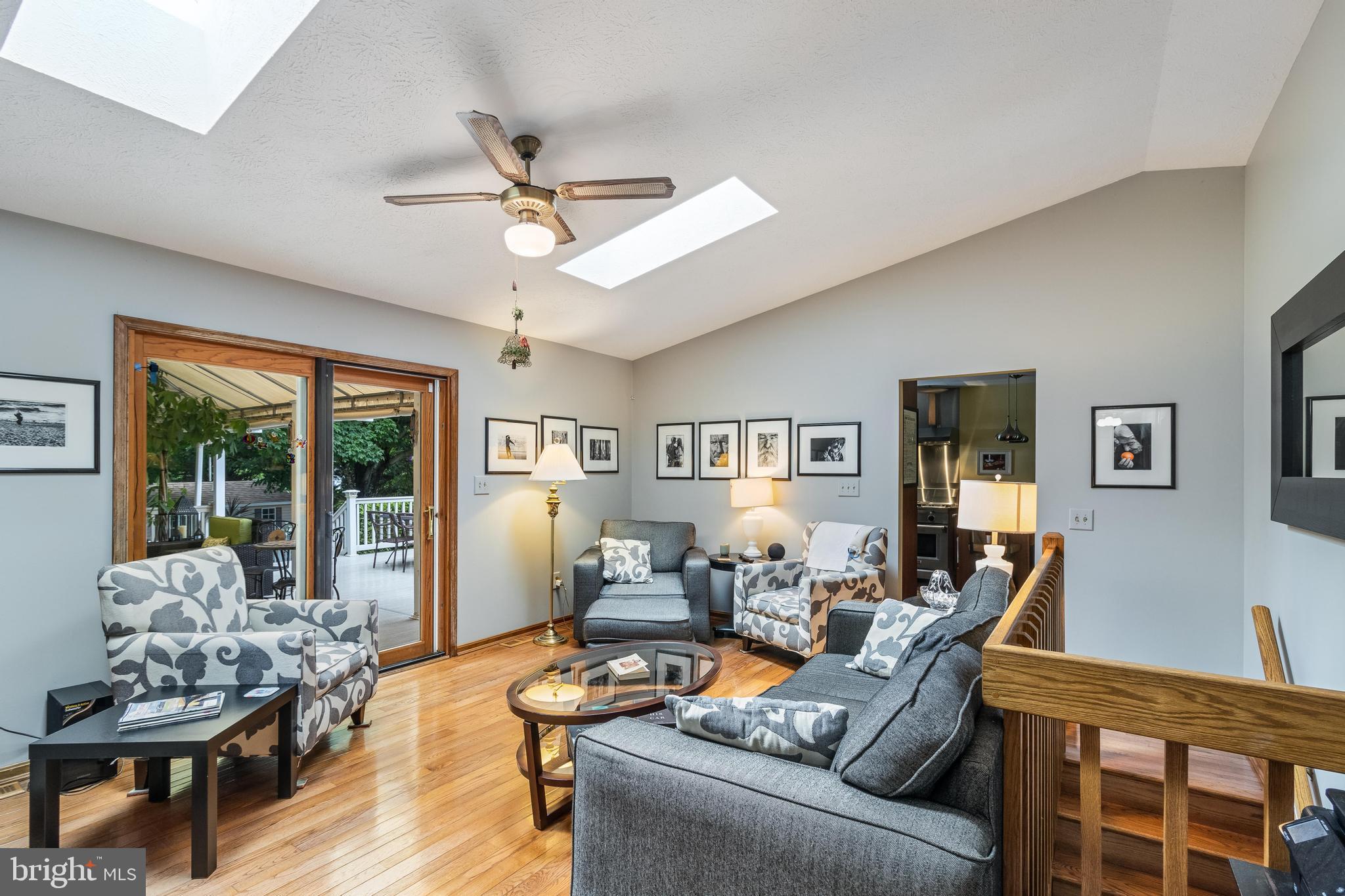 FOX DALE WOODS - Residential