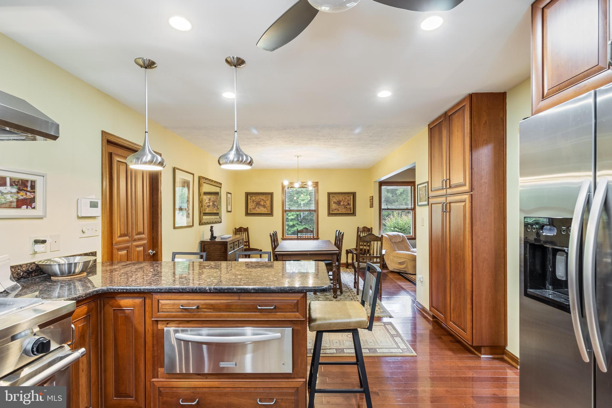 FOX DALE WOODS - Residential