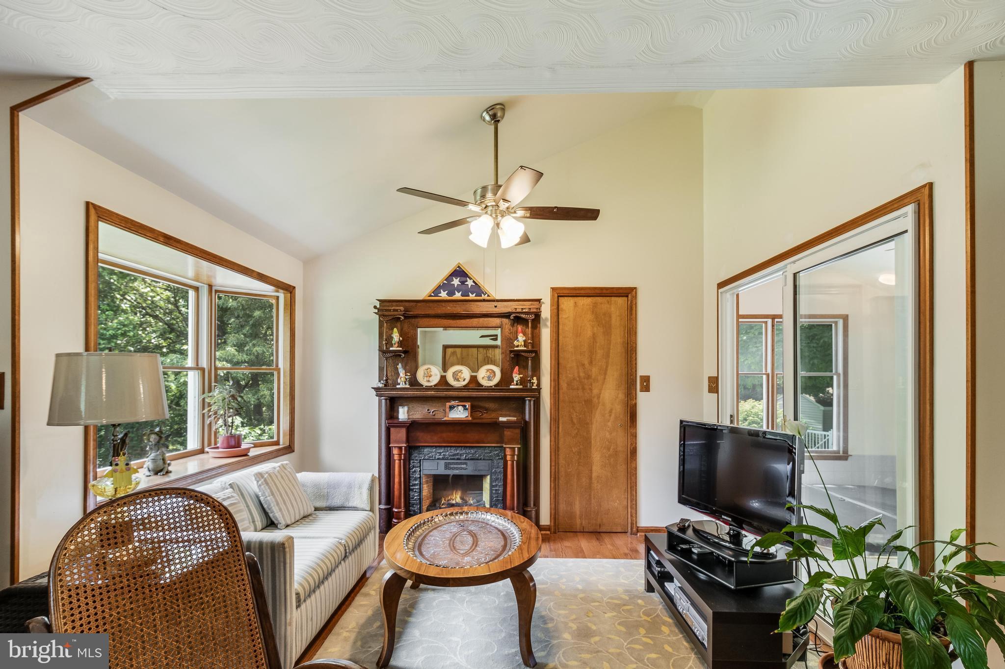 FOX DALE WOODS - Residential