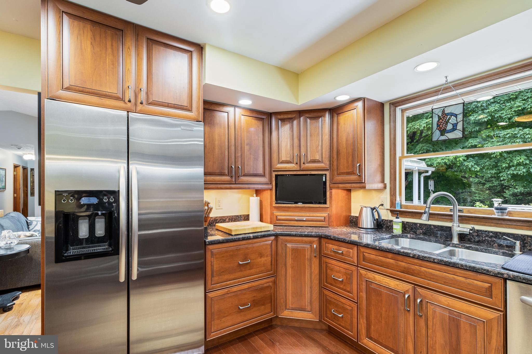 FOX DALE WOODS - Residential