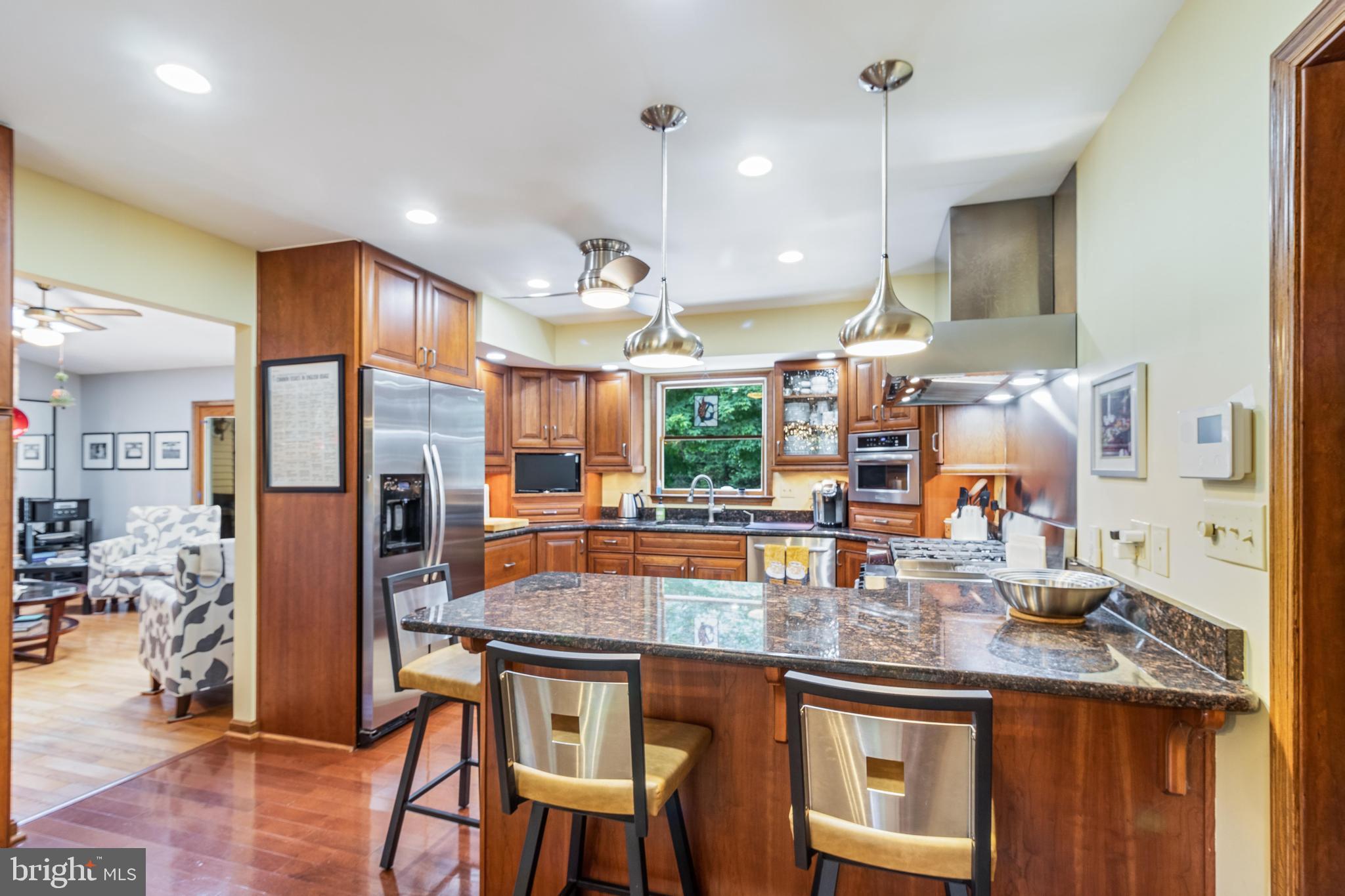 FOX DALE WOODS - Residential