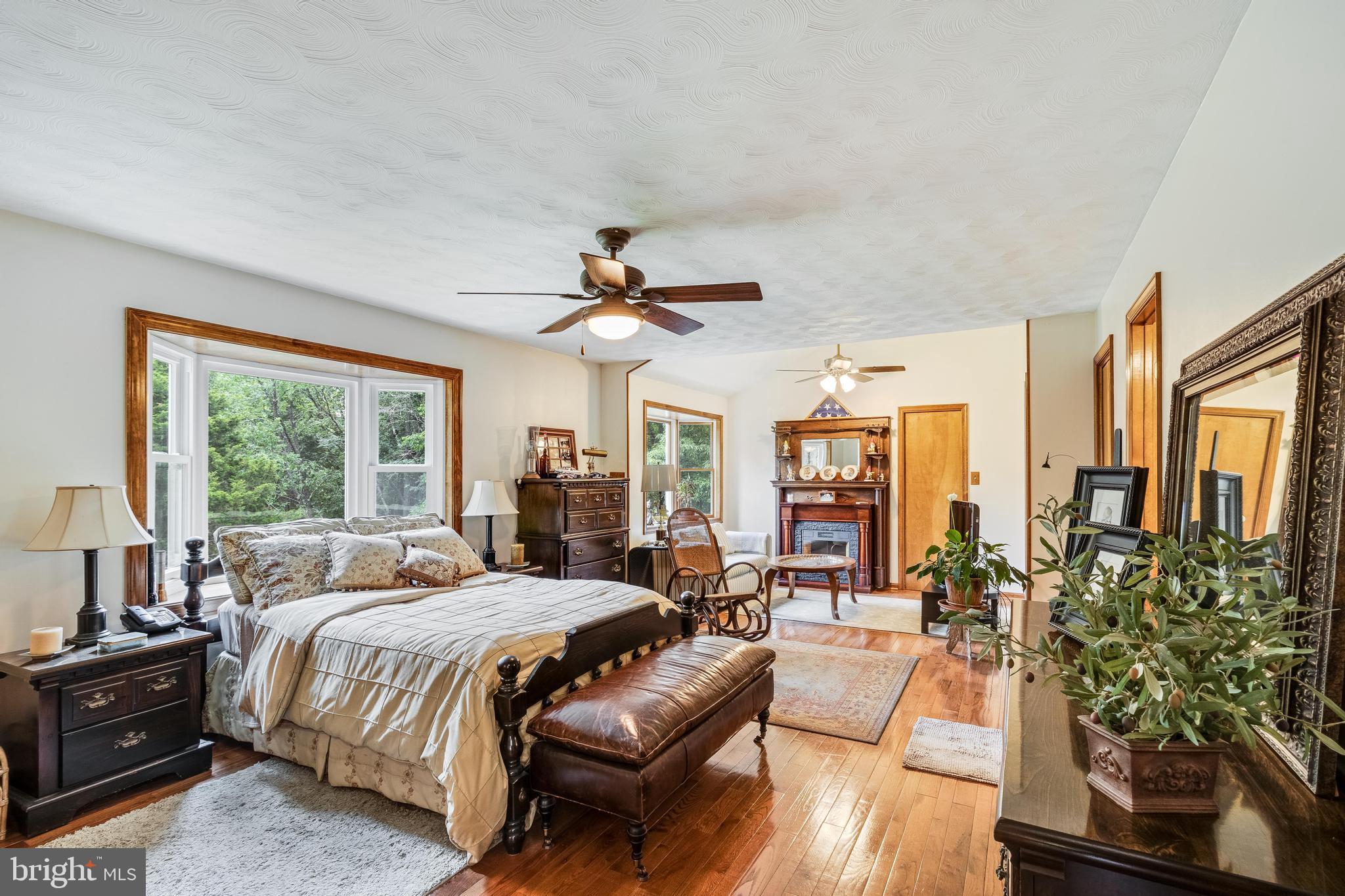 FOX DALE WOODS - Residential