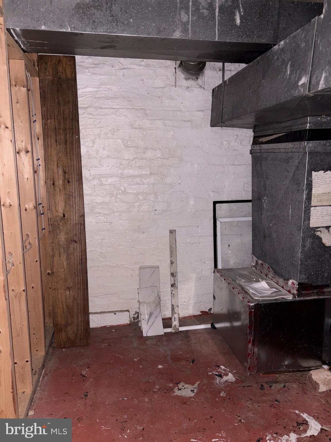 BALTIMORE HIGHLANDS - Residential