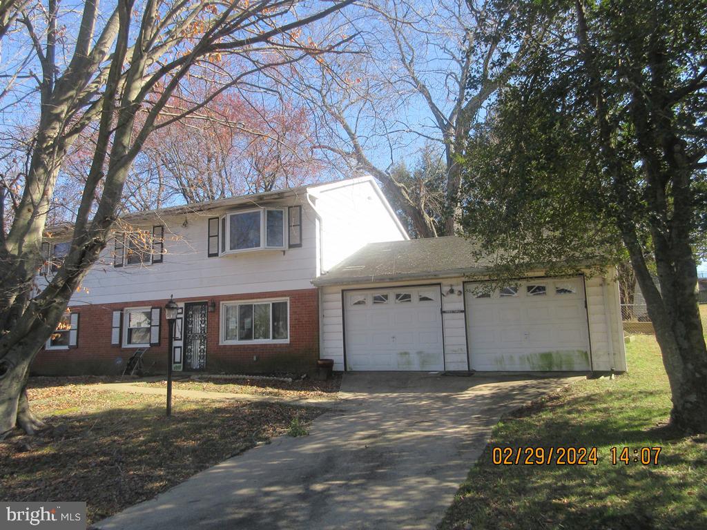 MARLBORO MEADOWS - Residential