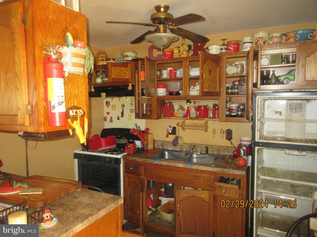 MARLBORO MEADOWS - Residential