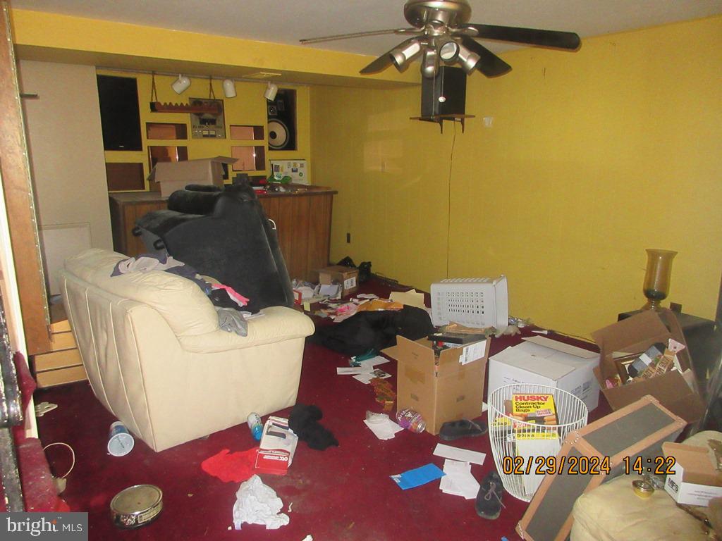 MARLBORO MEADOWS - Residential