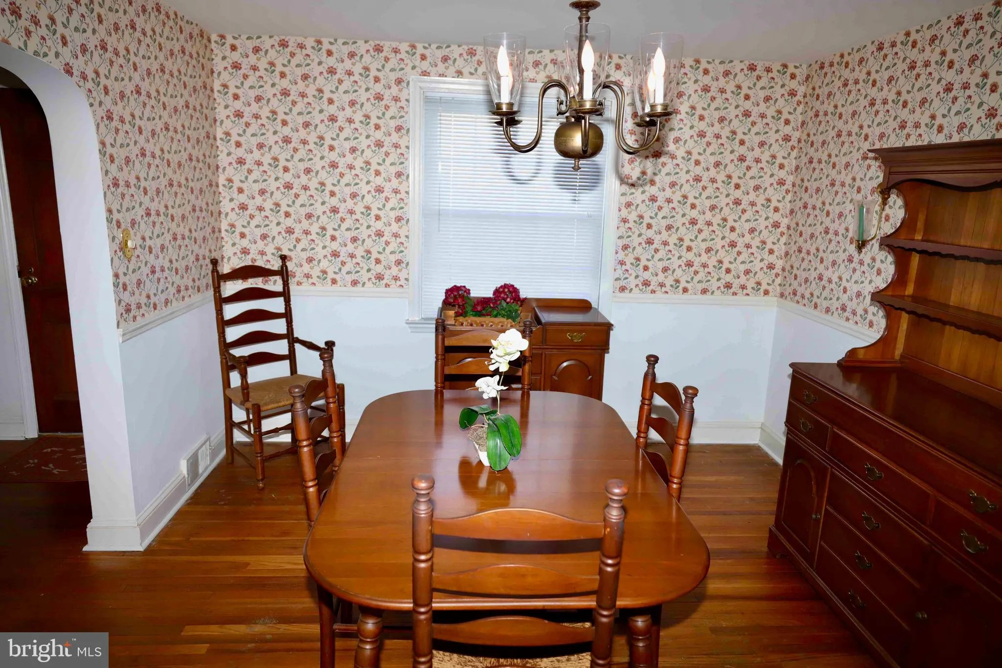 Springfield, Pennsylvania 19064, United States, 3 Bedrooms Bedrooms, ,2 BathroomsBathrooms,Residential,Pending,1976