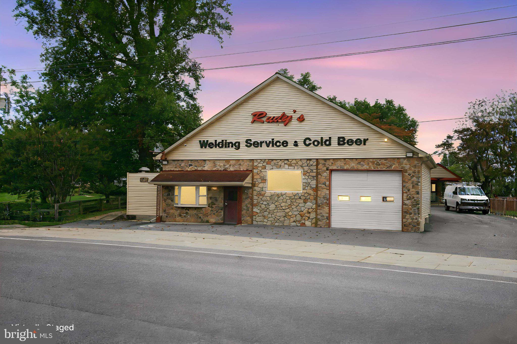3213 OLD NATIONAL PIKE