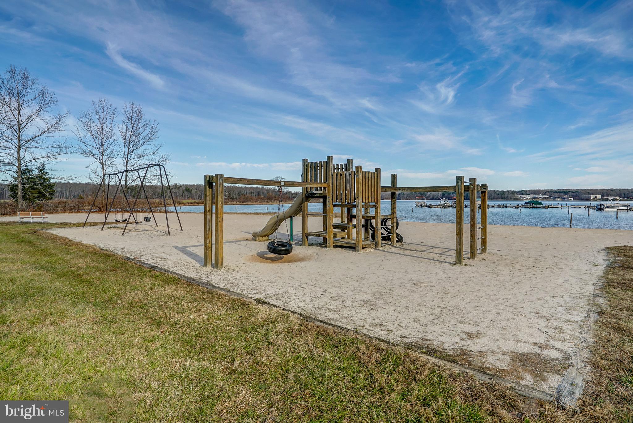 WINDWOOD COVES - Residential