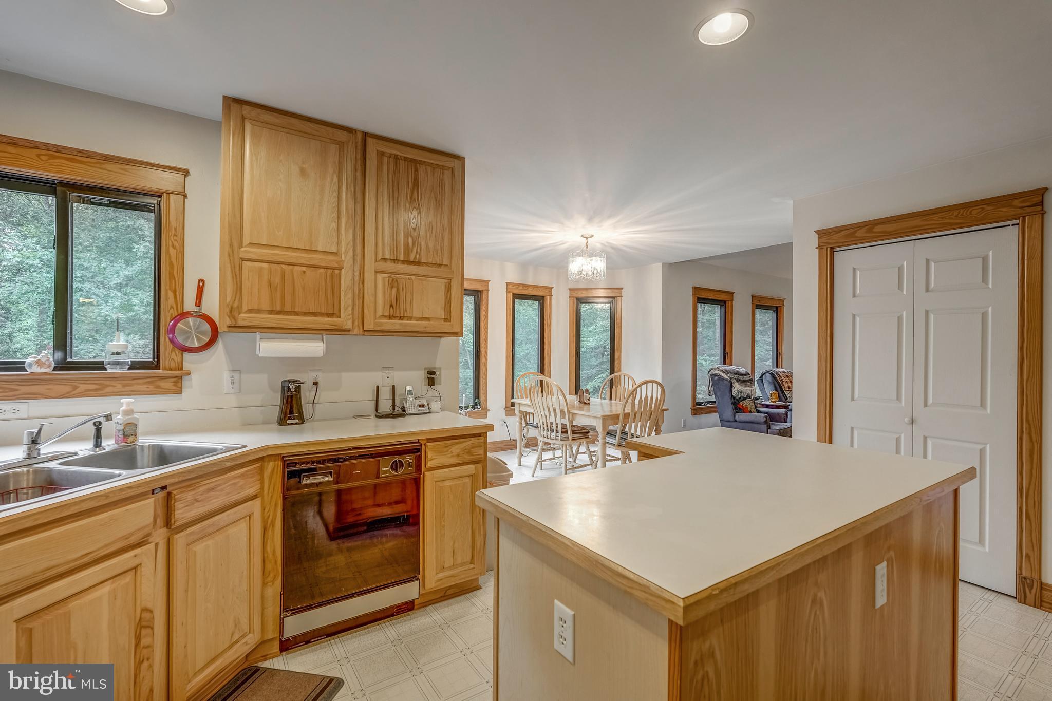 WINDWOOD COVES - Residential