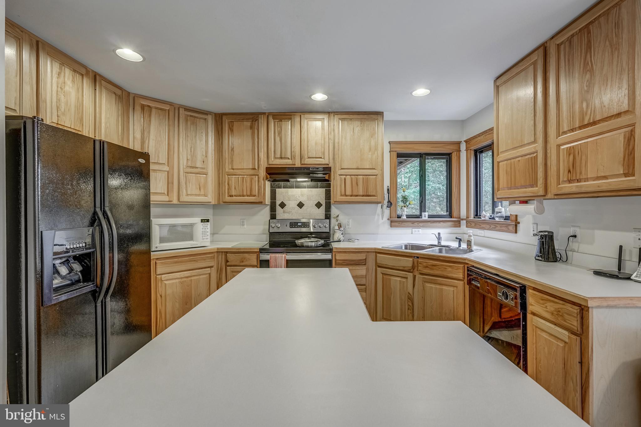 WINDWOOD COVES - Residential