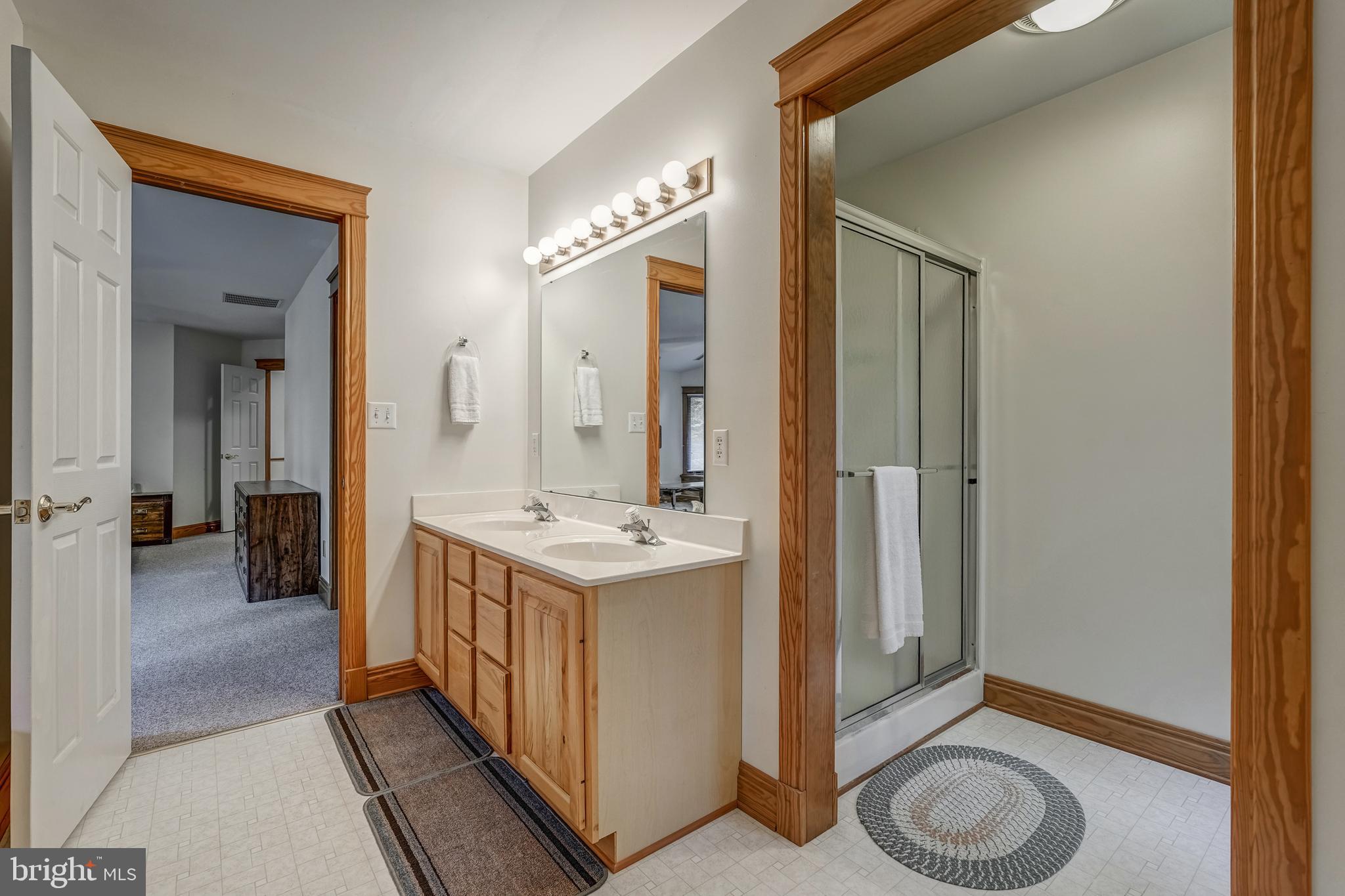 WINDWOOD COVES - Residential