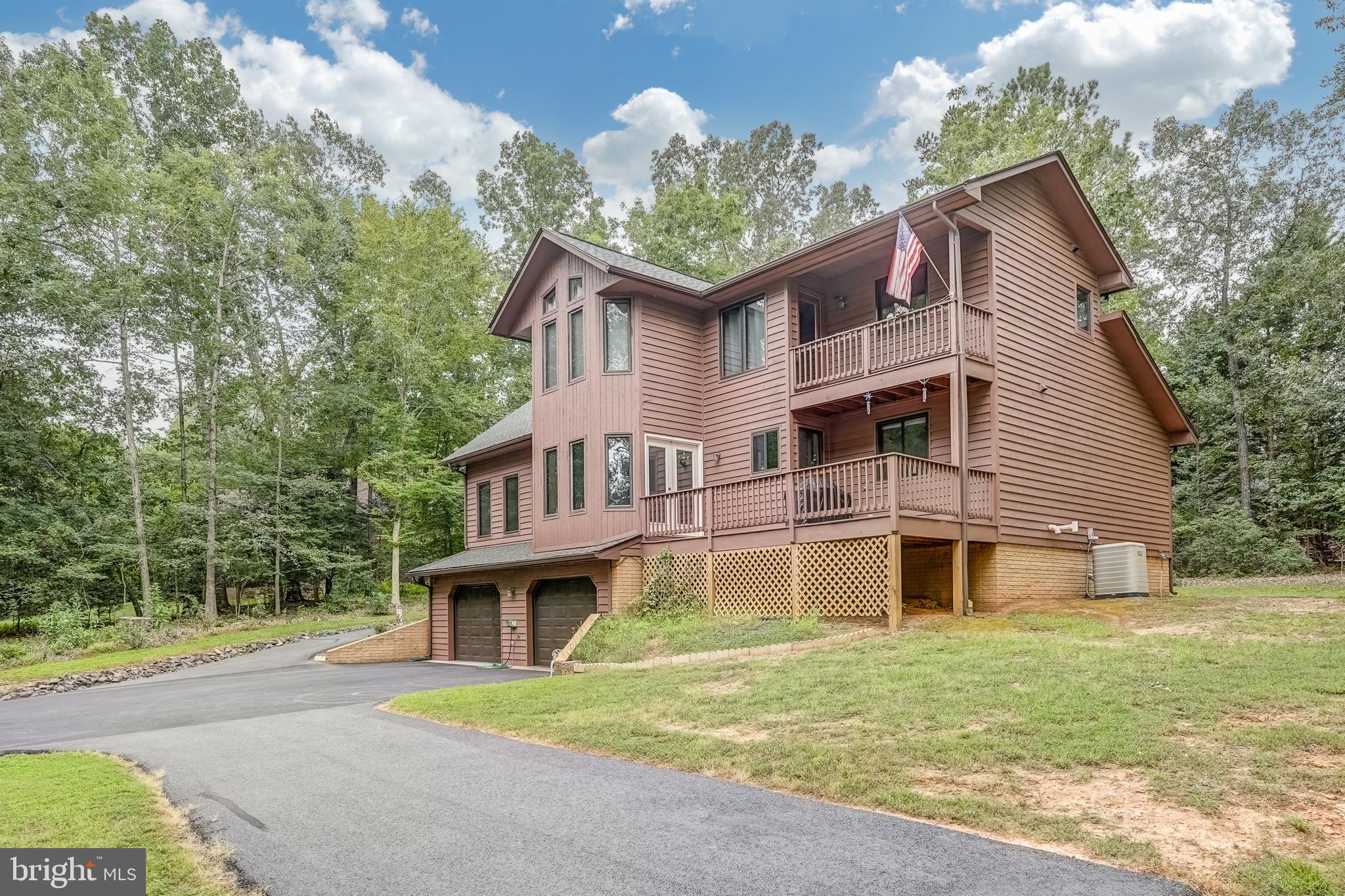 WINDWOOD COVES - Residential