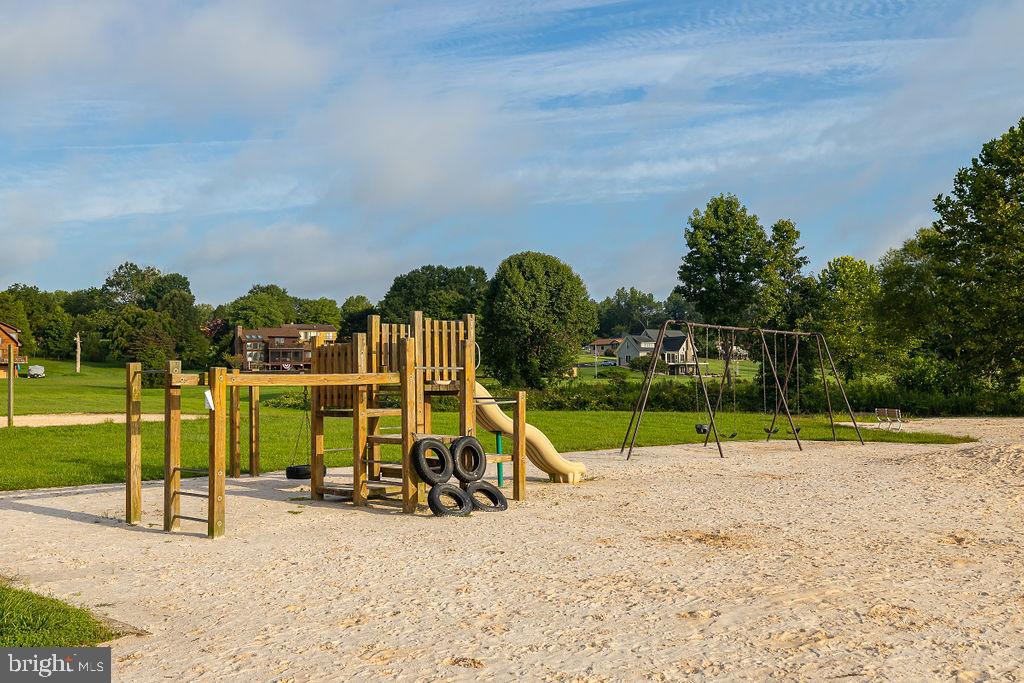 WINDWOOD COVES - Residential