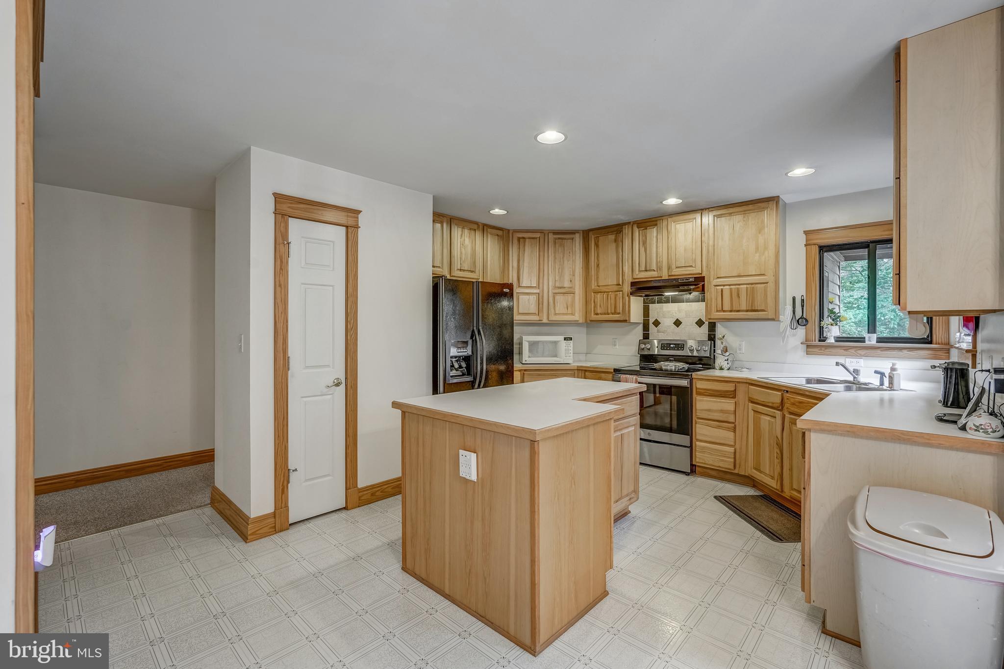 WINDWOOD COVES - Residential